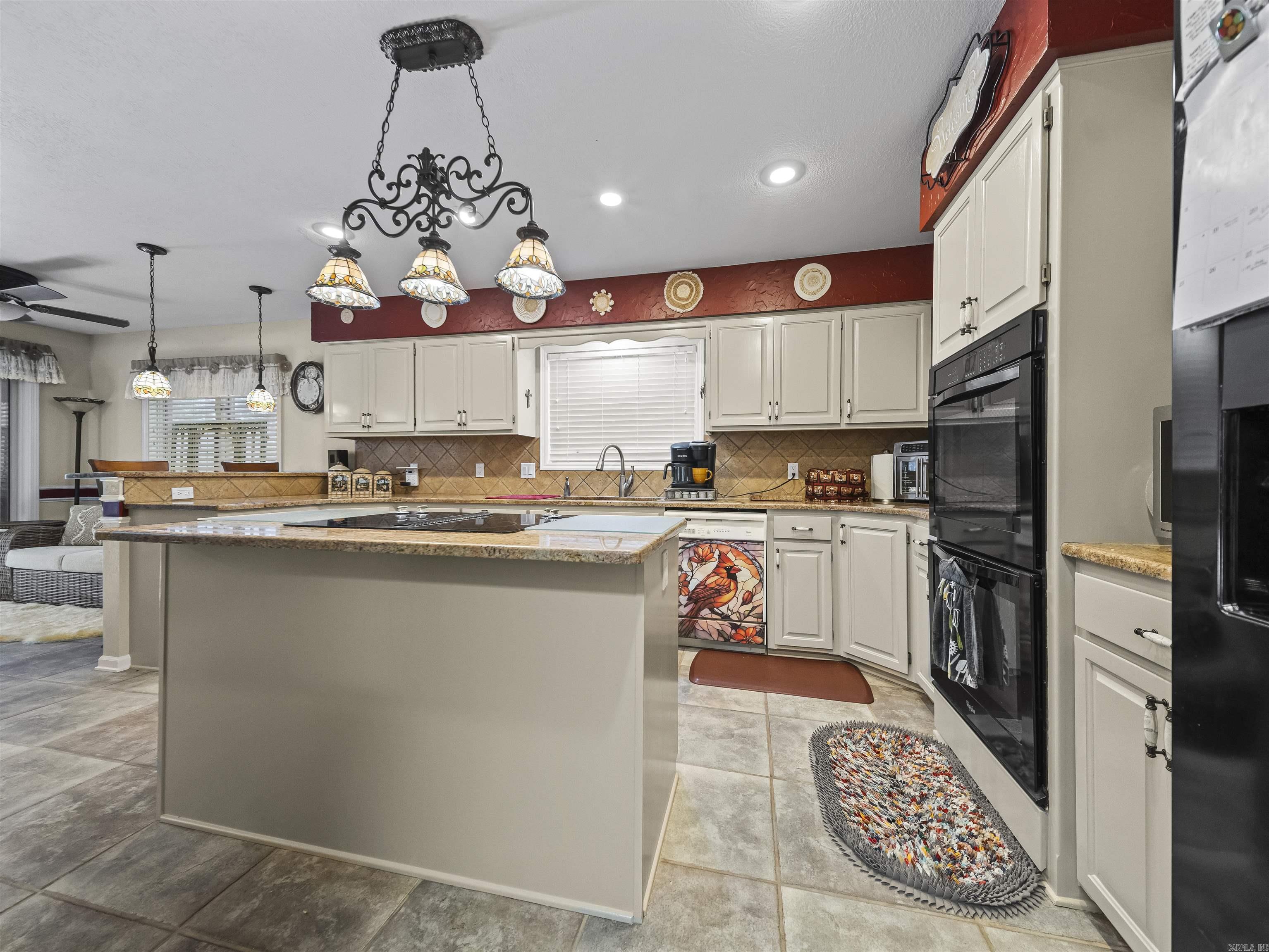 29 Resplandor Way Hot Springs Village, AR 71909