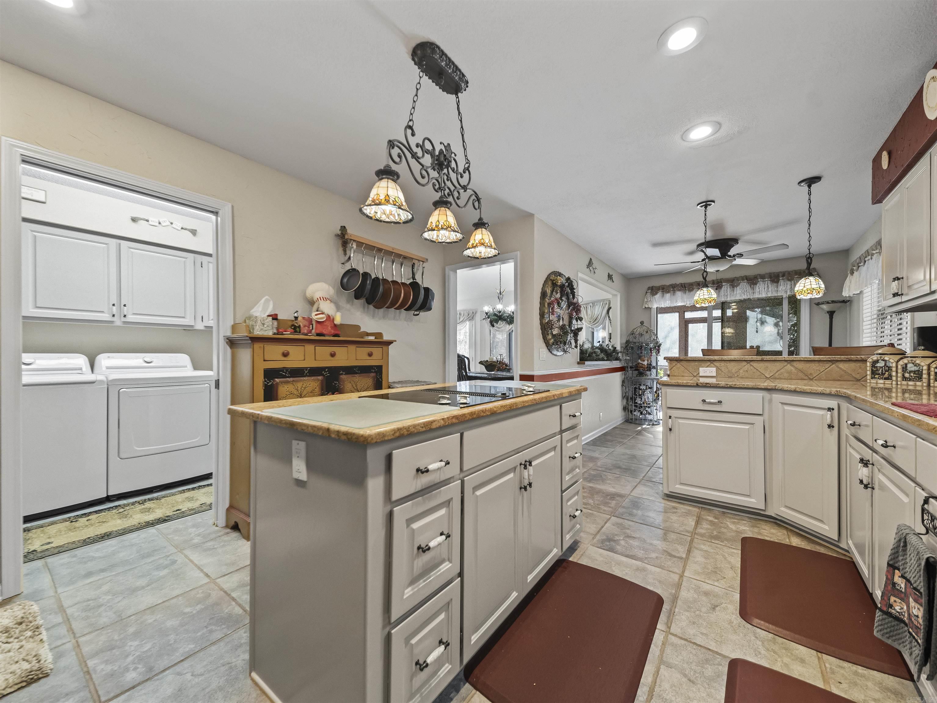 29 Resplandor Way Hot Springs Village, AR 71909