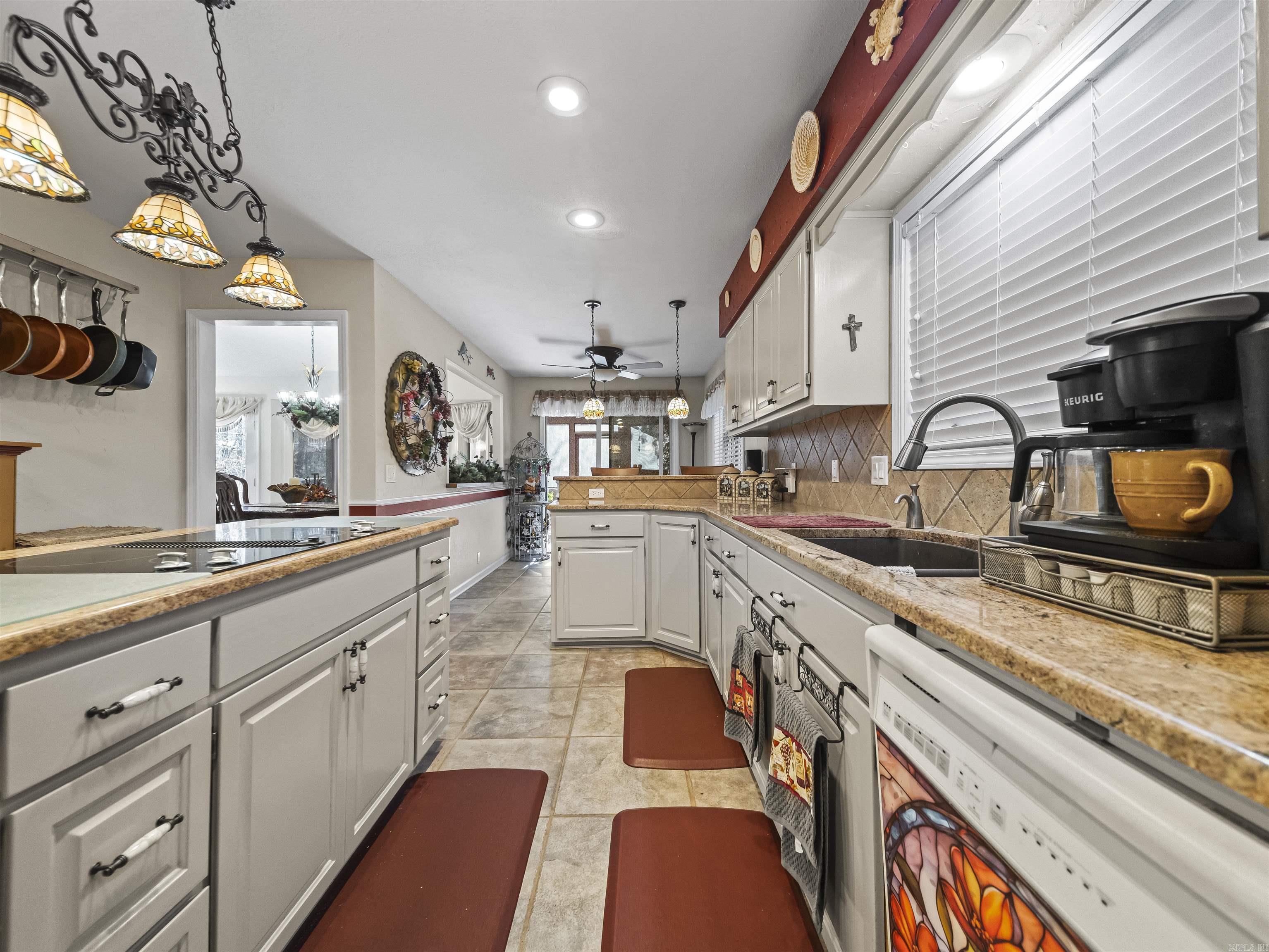 29 Resplandor Way Hot Springs Village, AR 71909