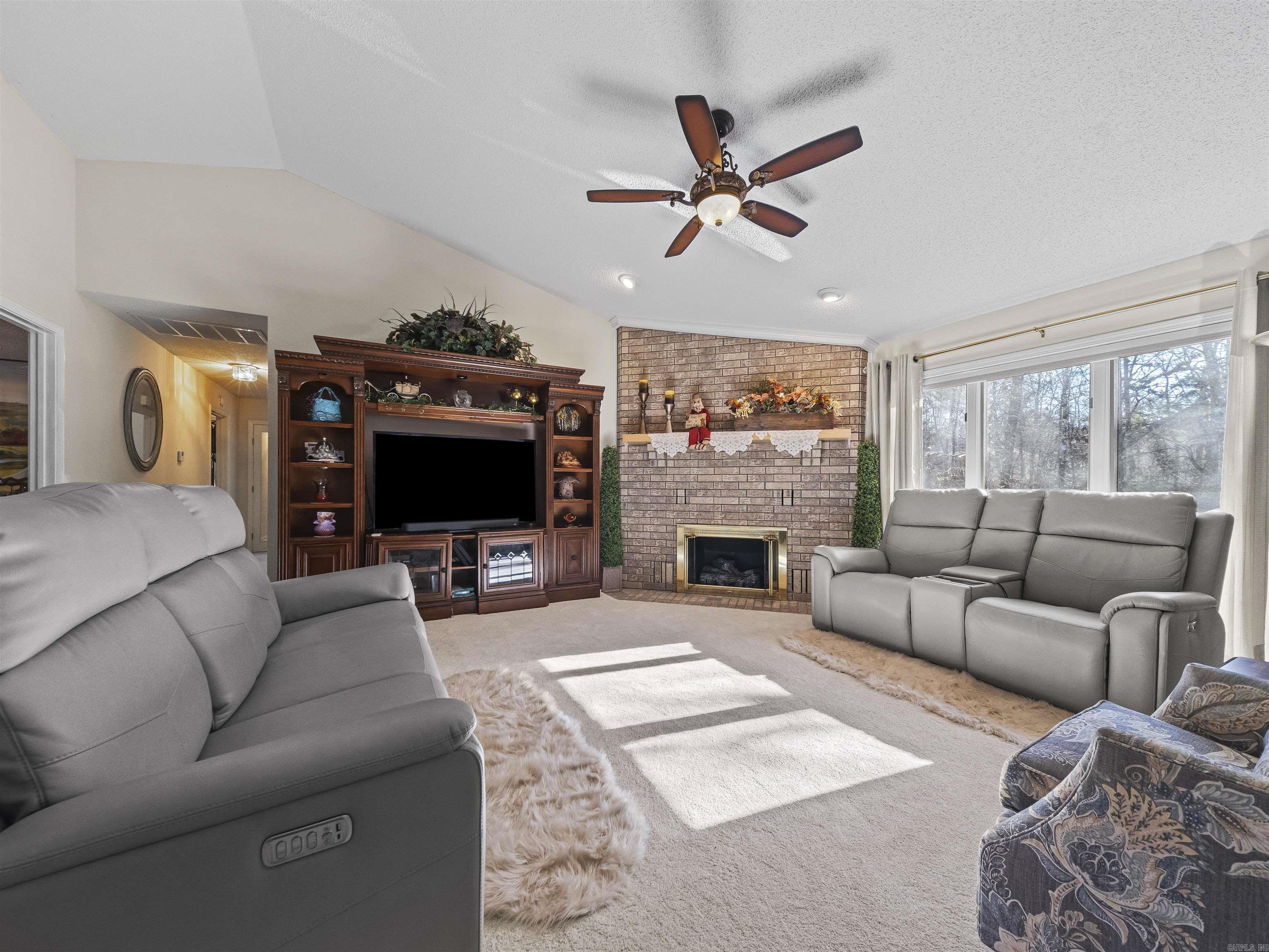 29 Resplandor Way Hot Springs Village, AR 71909