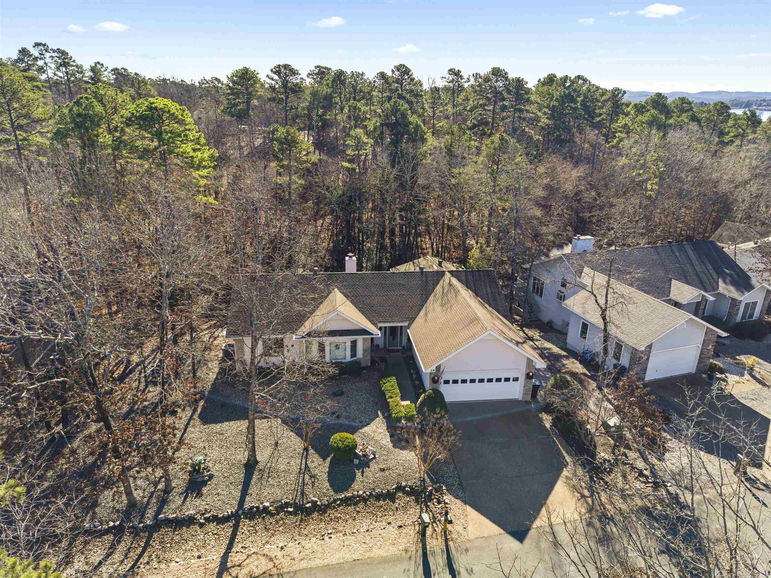 29 Resplandor Way Hot Springs Village, AR 71909