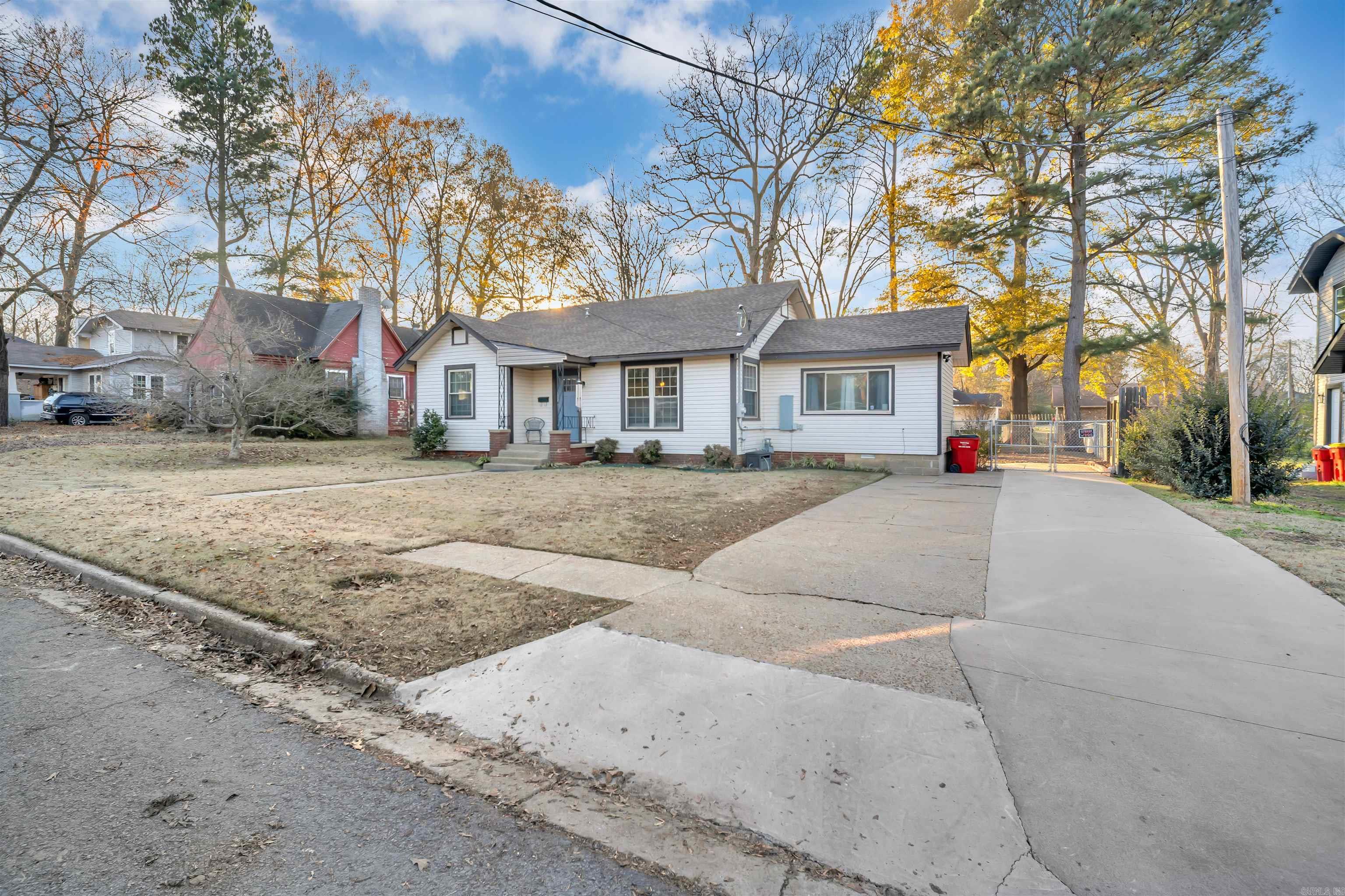 409 N West  Morrilton, AR