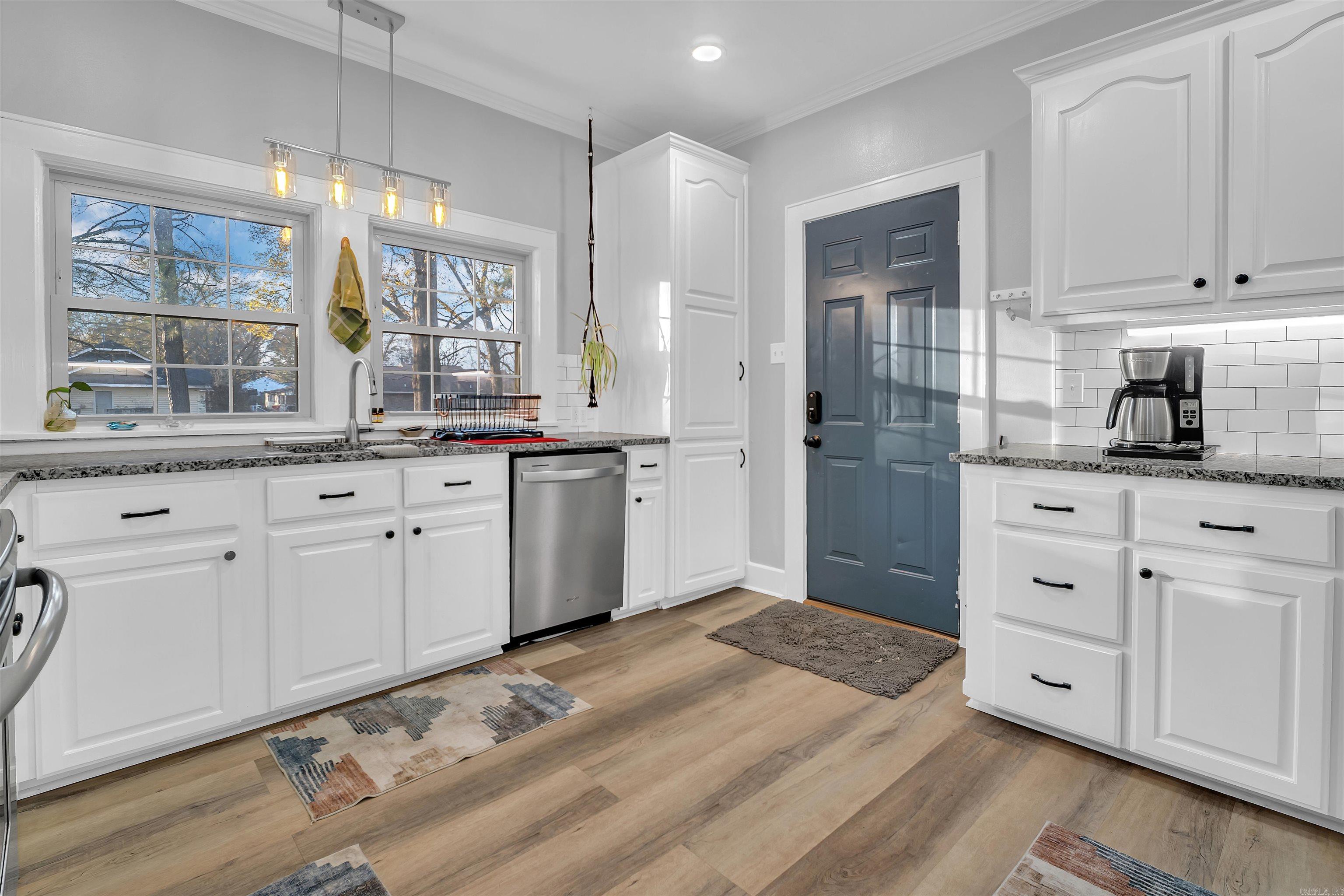 409 N West  Morrilton, AR