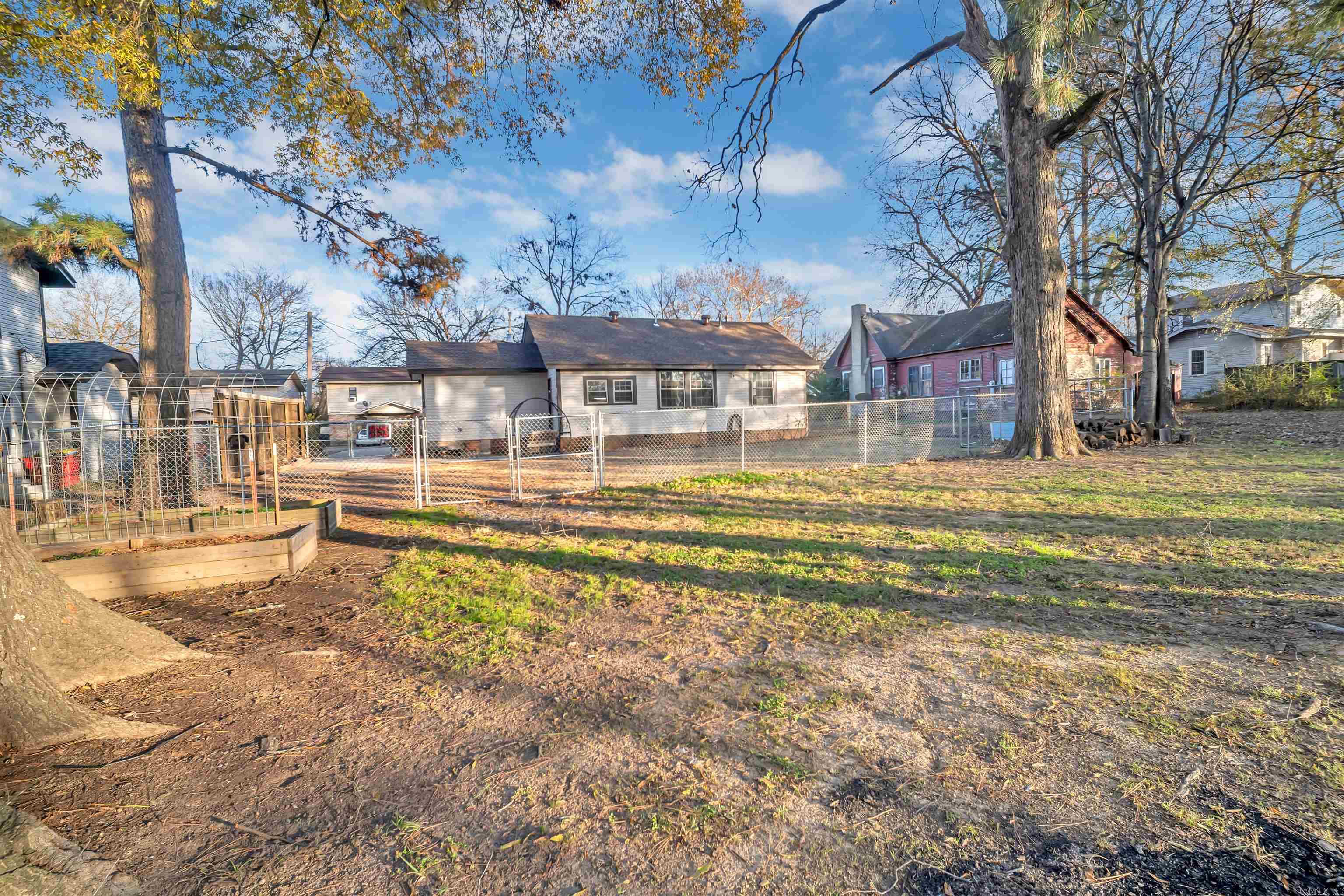 409 N West  Morrilton, AR