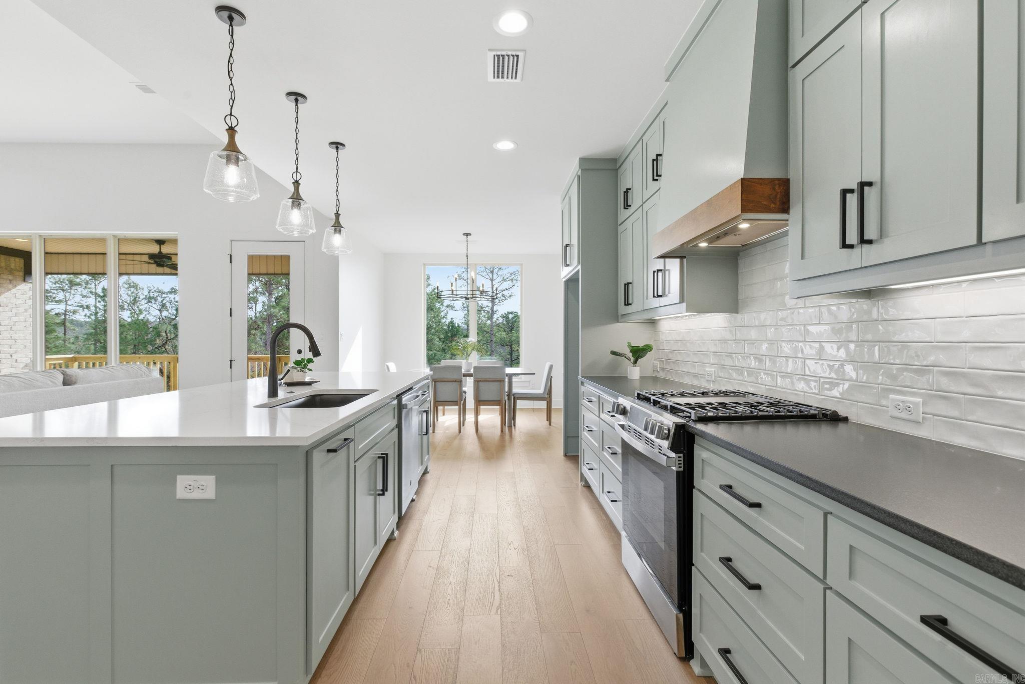 171 Ridgeview Trail Maumelle, AR 72113