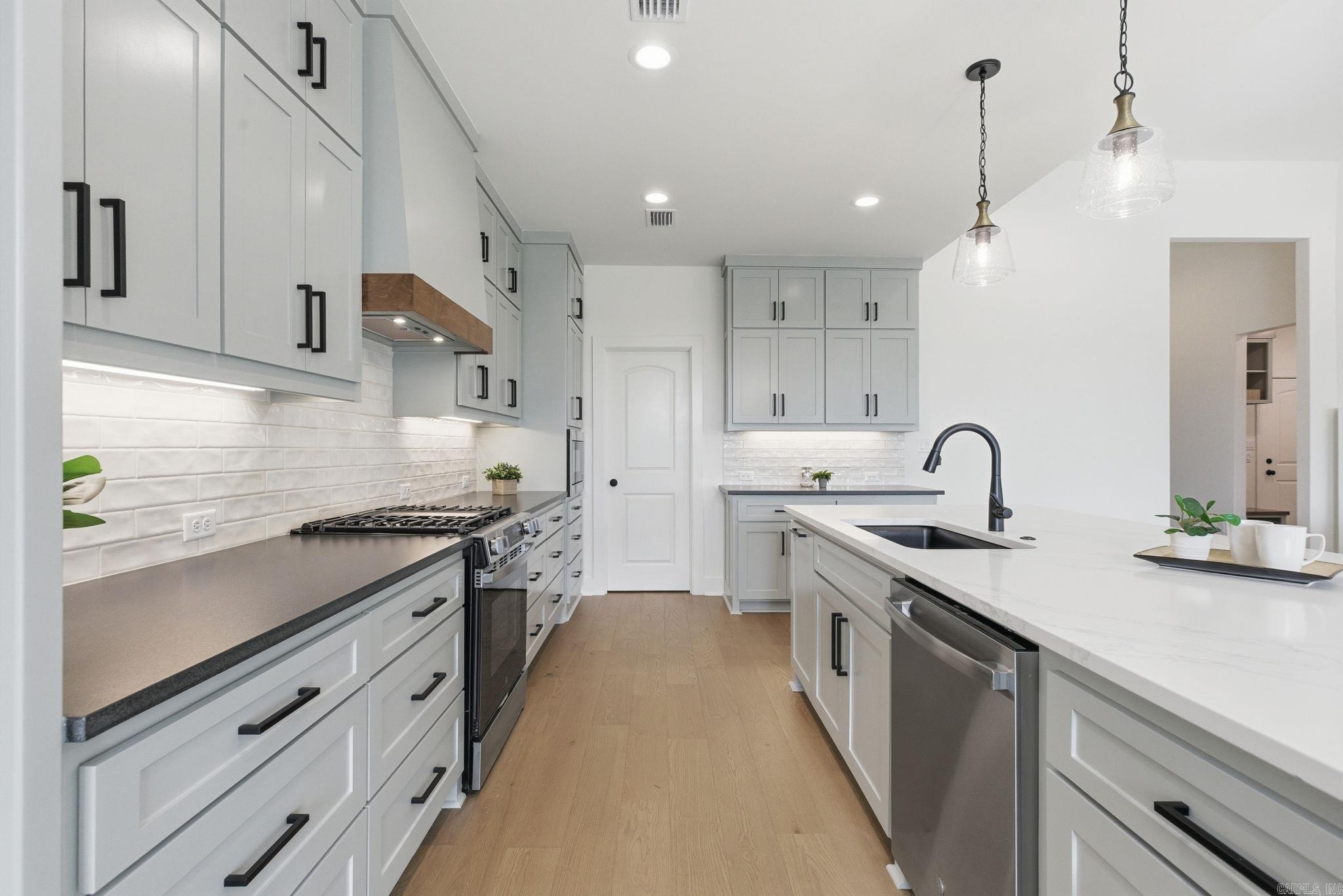 171 Ridgeview Trail Maumelle, AR 72113