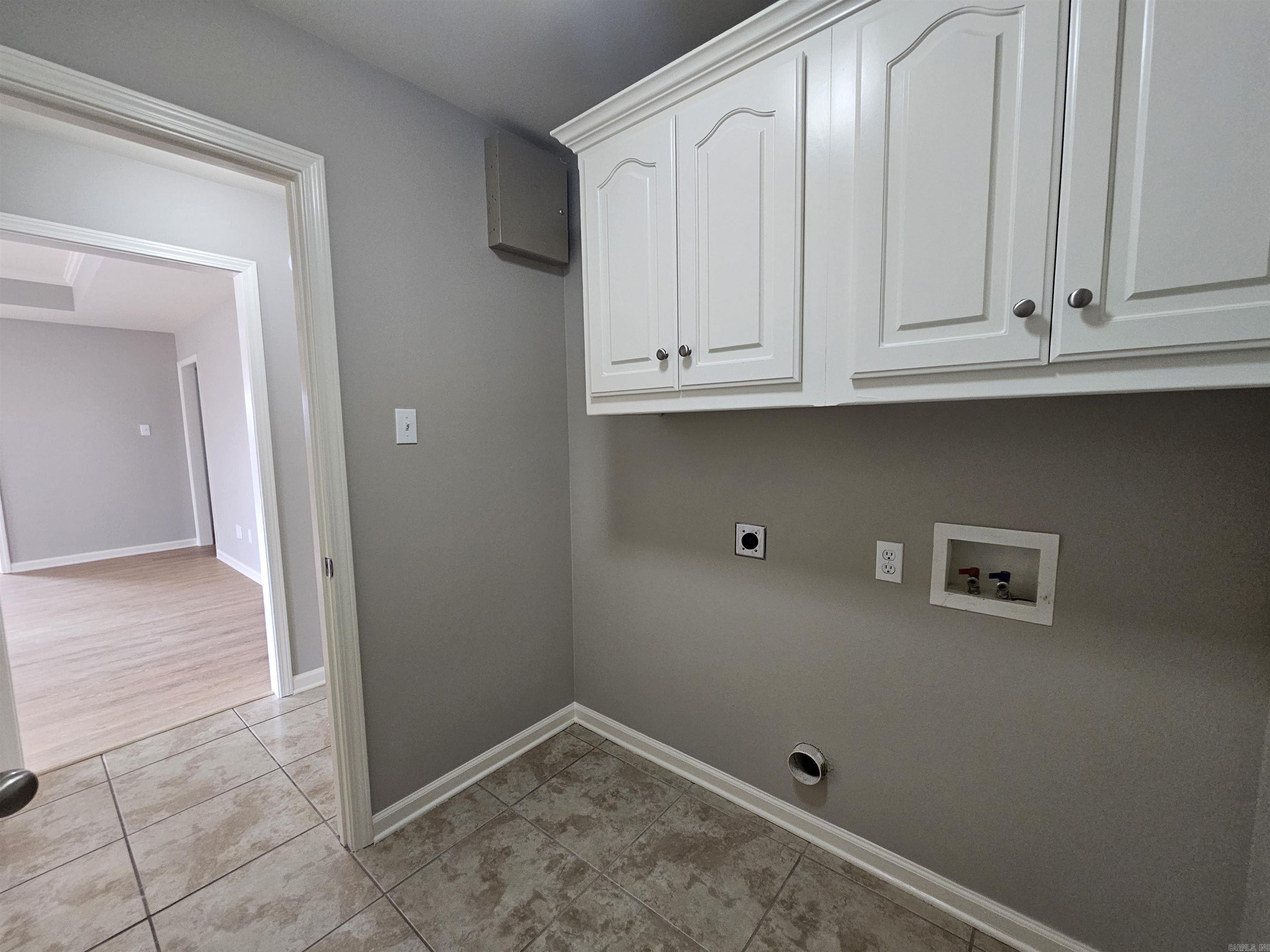 19 Chantileer Ln Ward, AR 72176