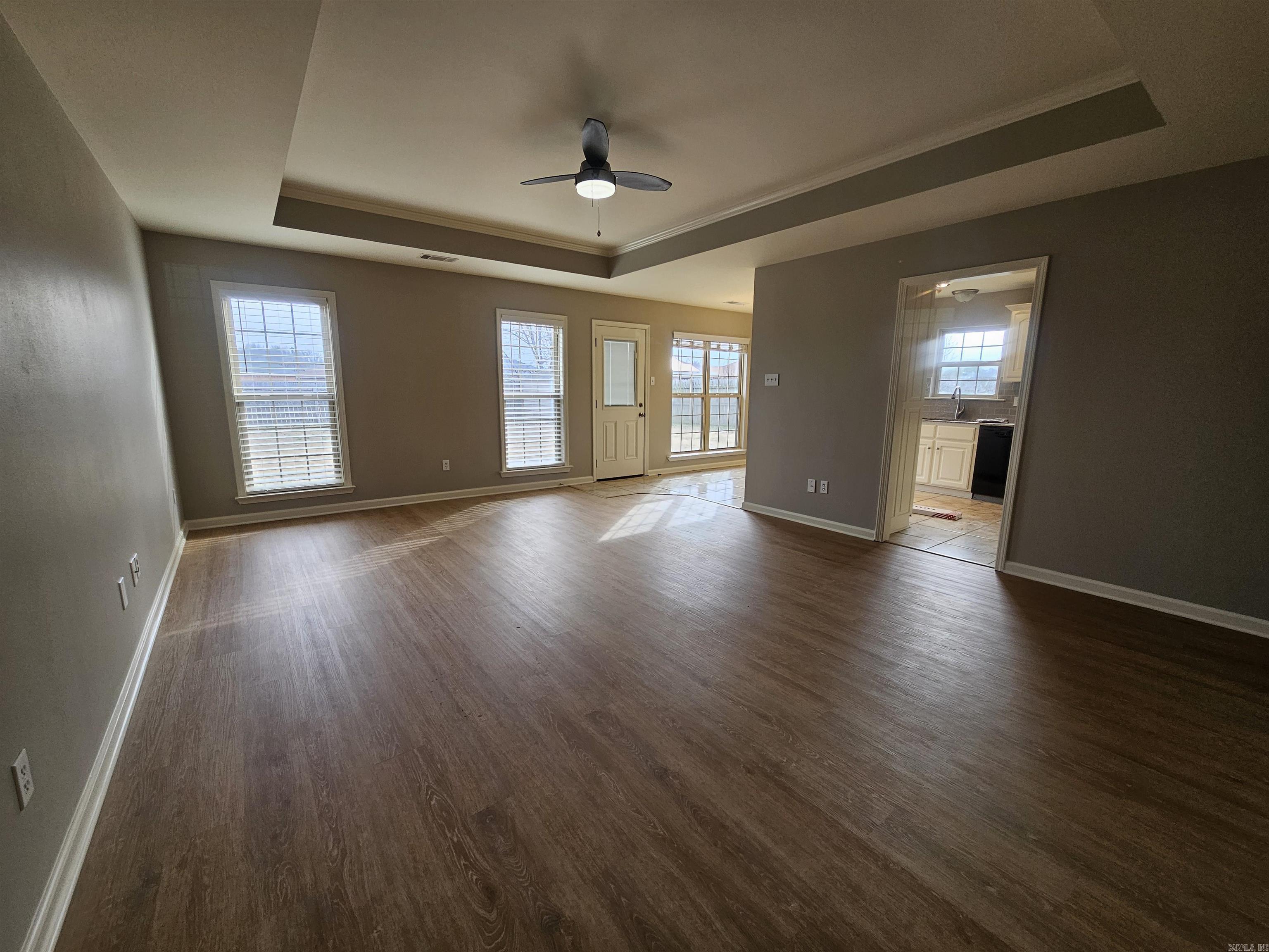 19 Chantileer Ln Ward, AR 72176