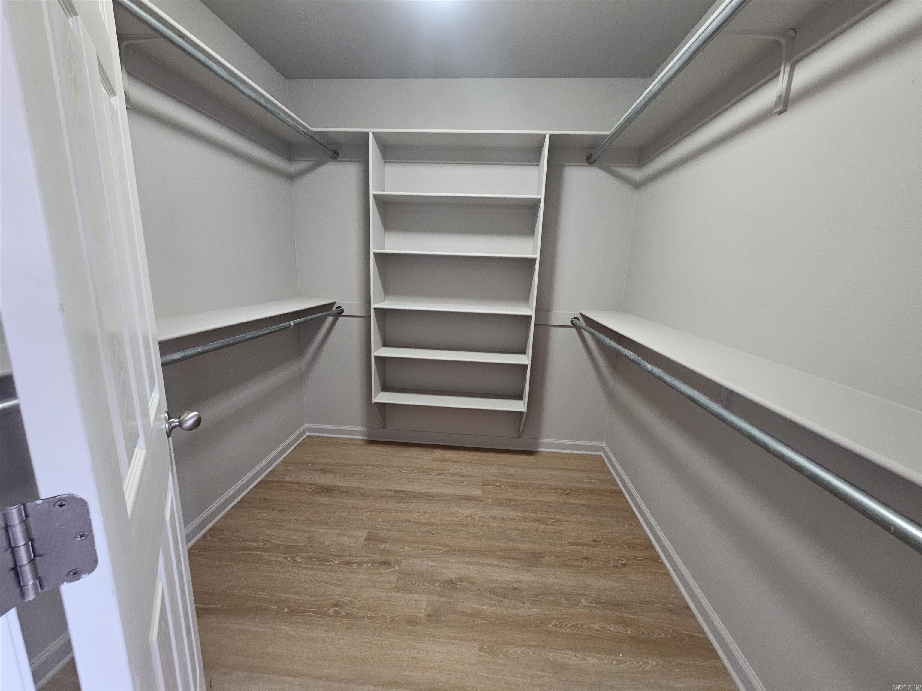 19 Chantileer Ln Ward, AR 72176