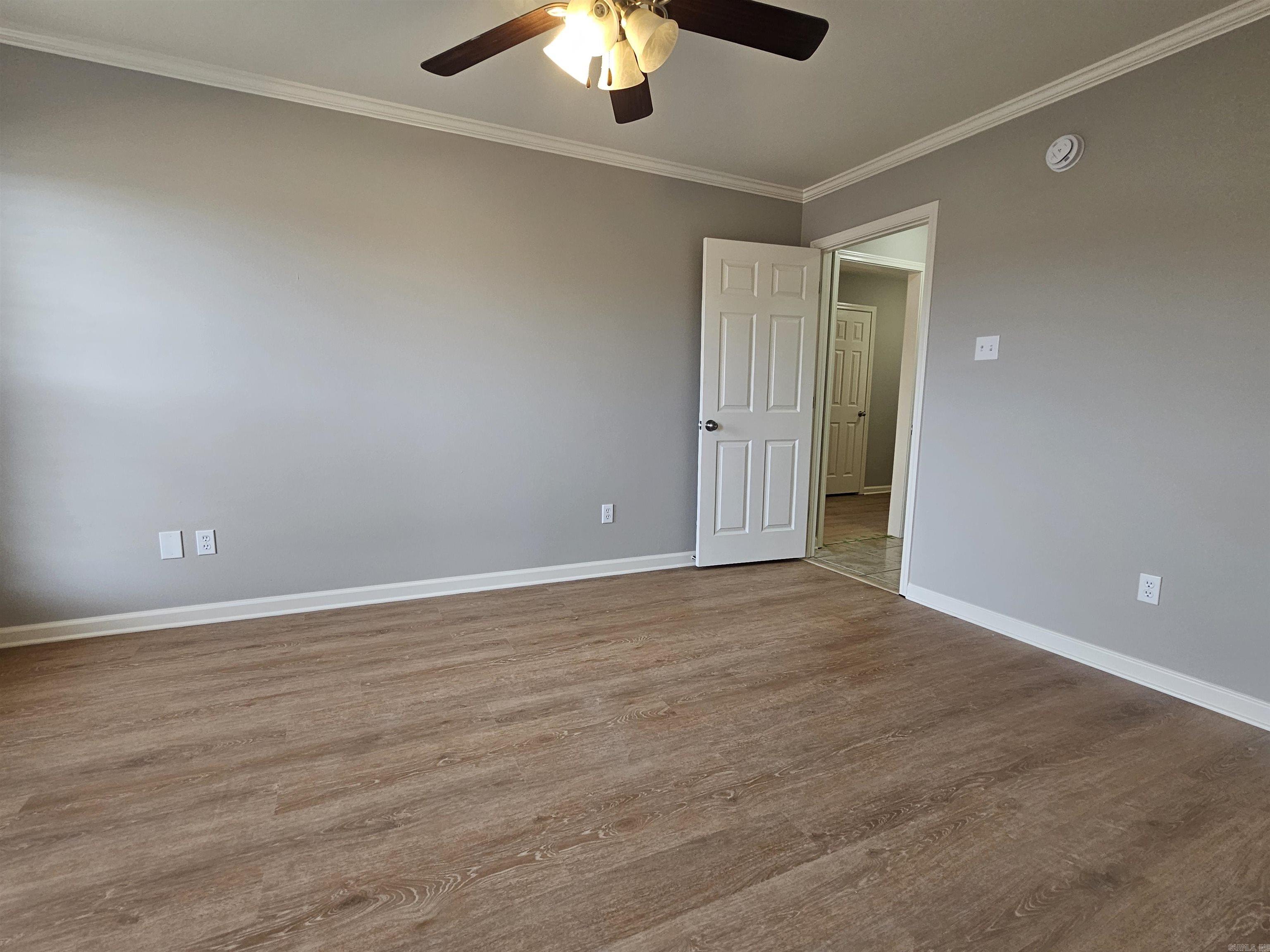 19 Chantileer Ln Ward, AR 72176