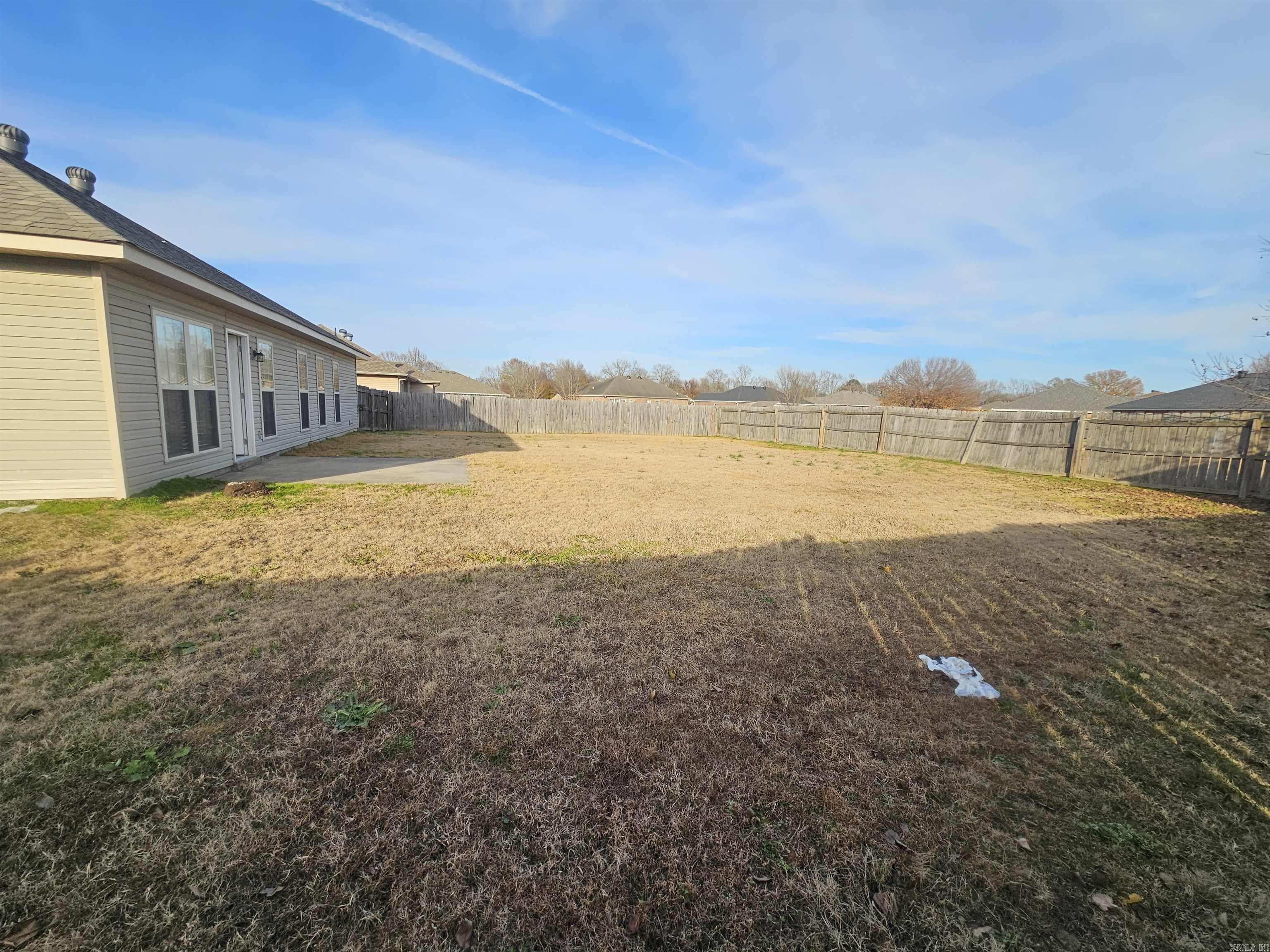 19 Chantileer Ln Ward, AR 72176