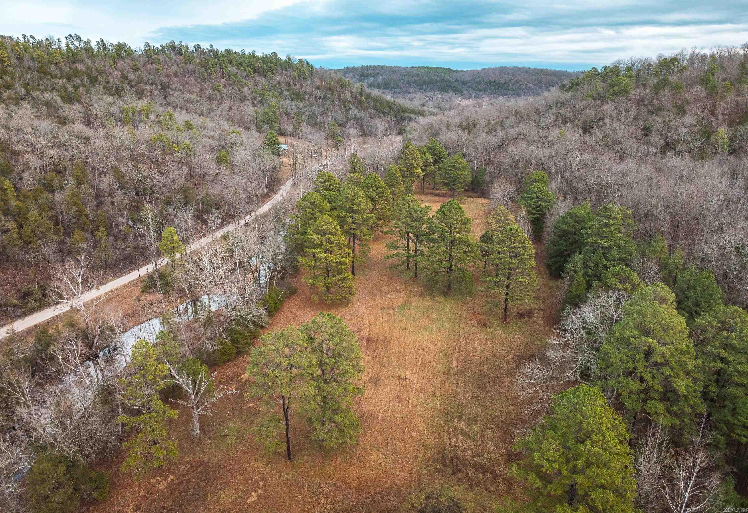 1245 CR 124  Calico Rock, AR