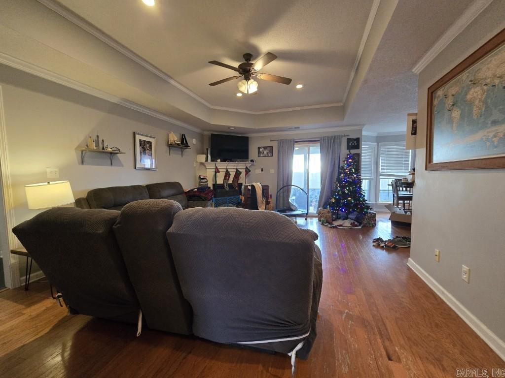 826 Bayou Vista Dr  Marion, AR