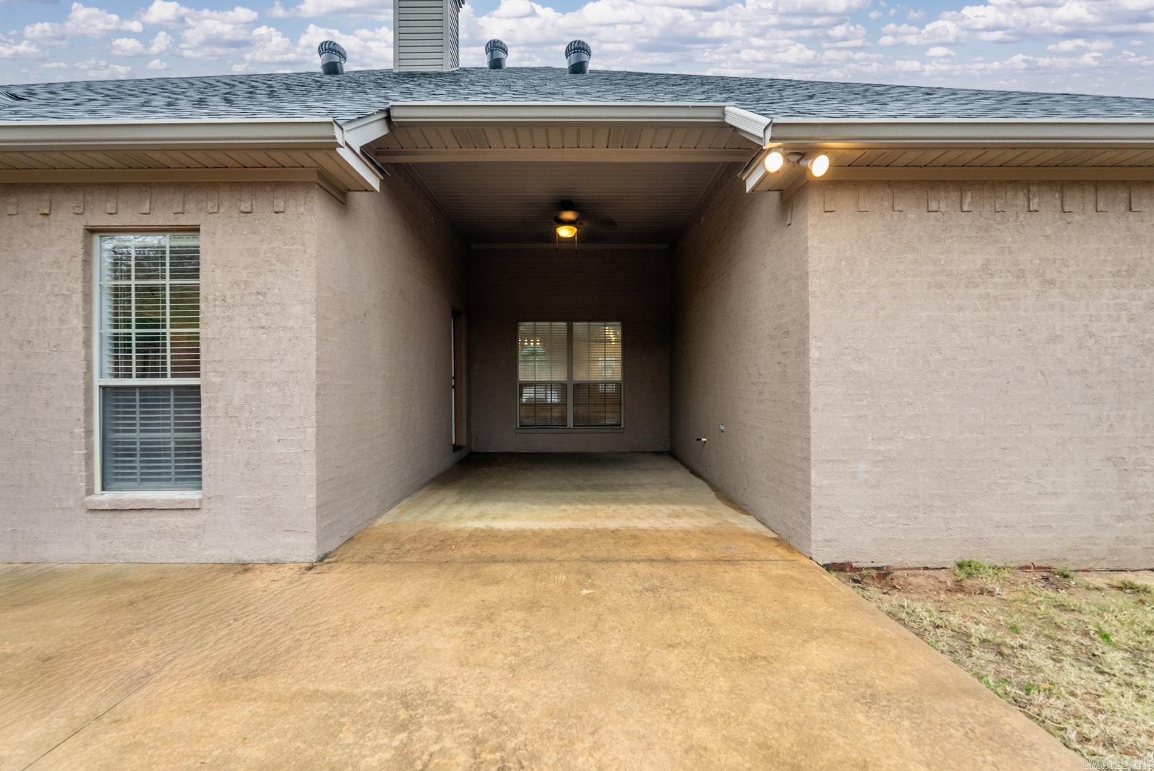 113 Summit Dr  Maumelle, AR