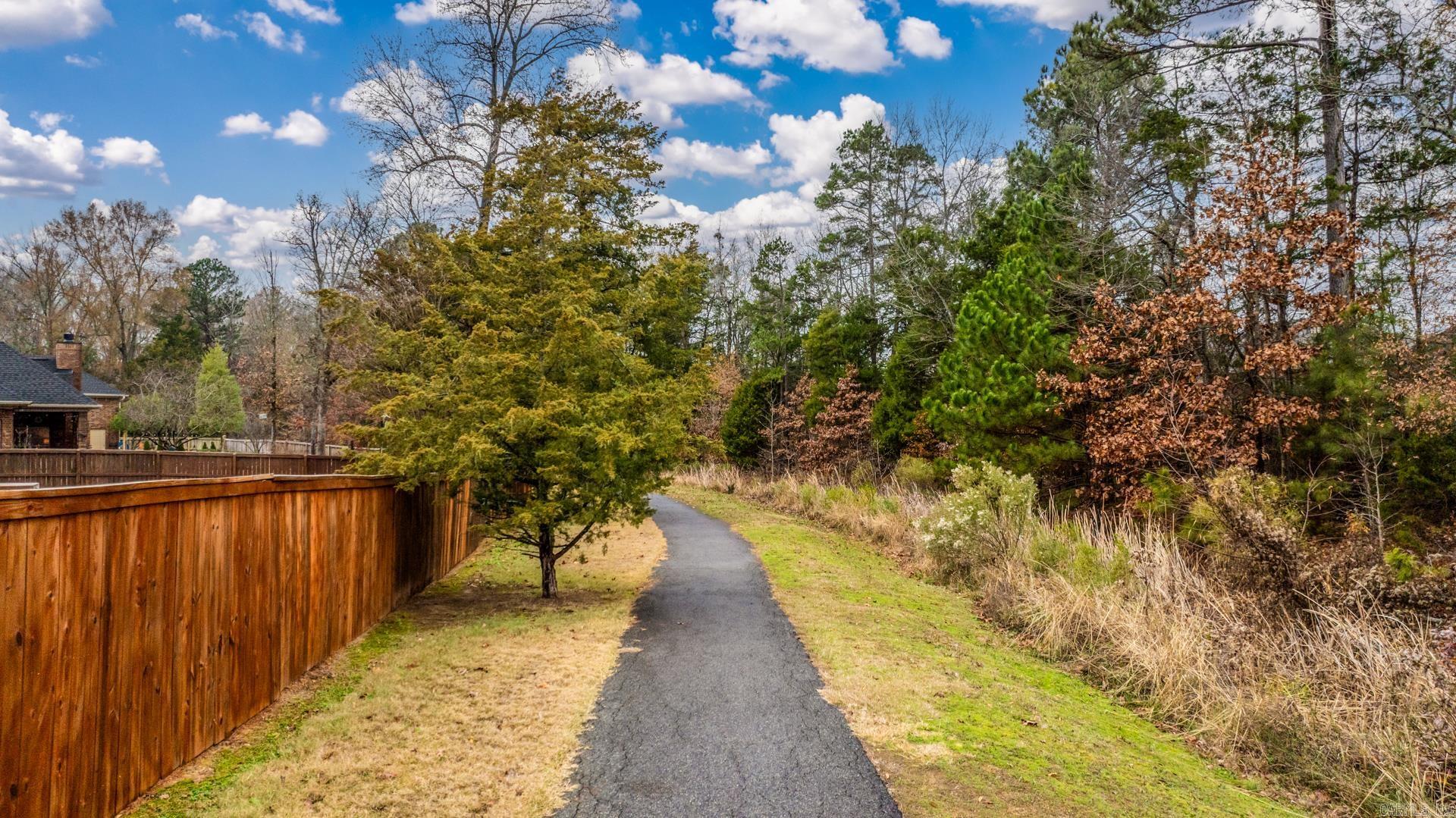 113 Summit Dr  Maumelle, AR