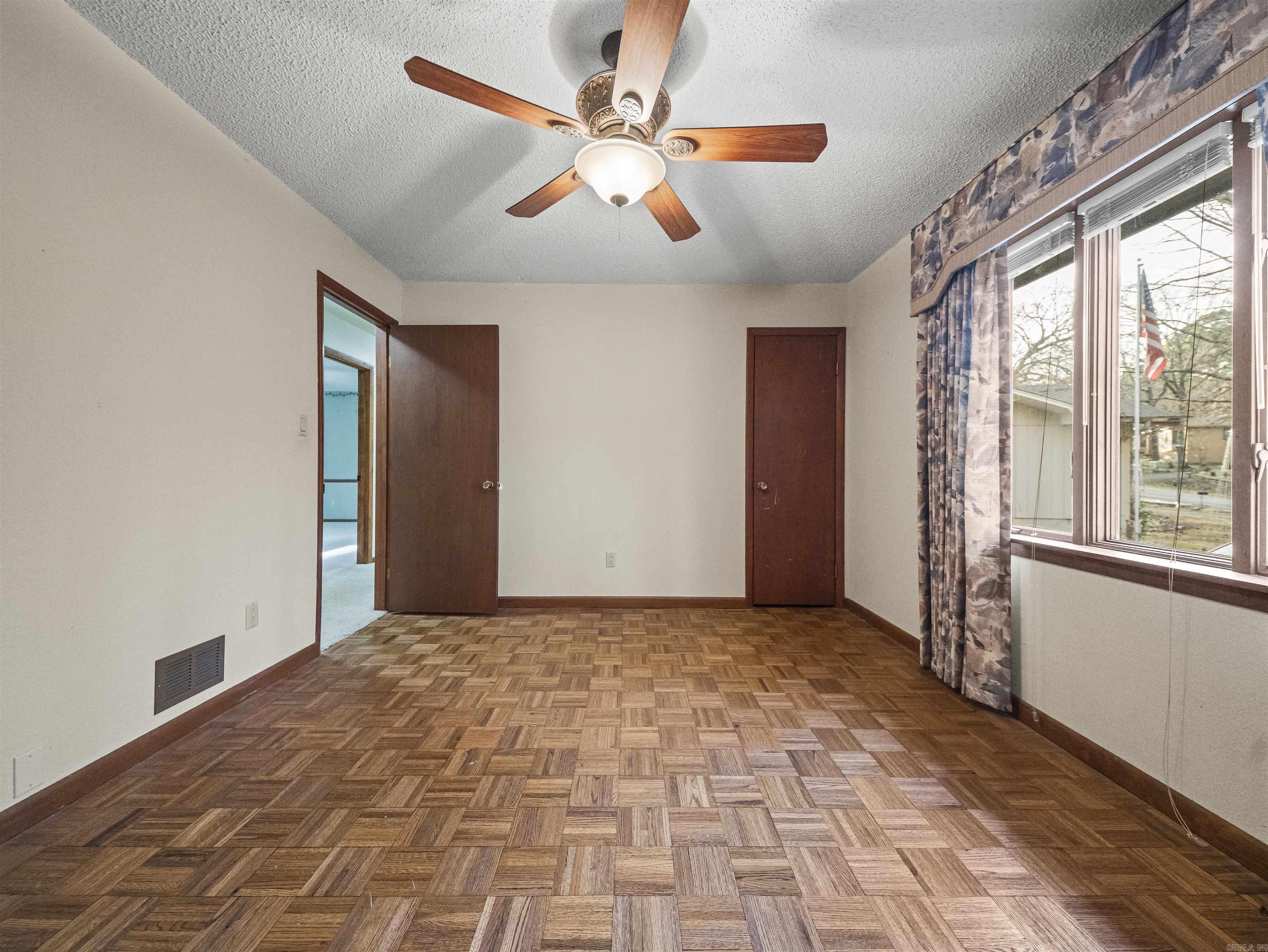 20 S Badalona  Hot Springs Village, AR