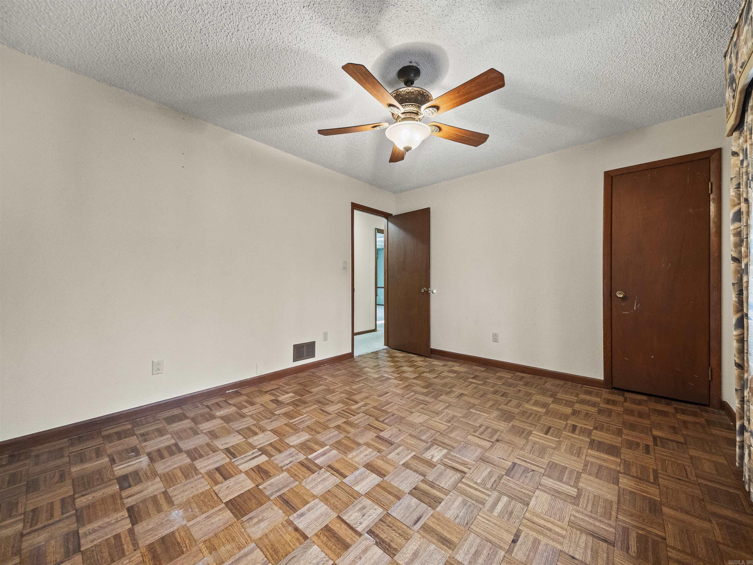 20 S Badalona  Hot Springs Village, AR