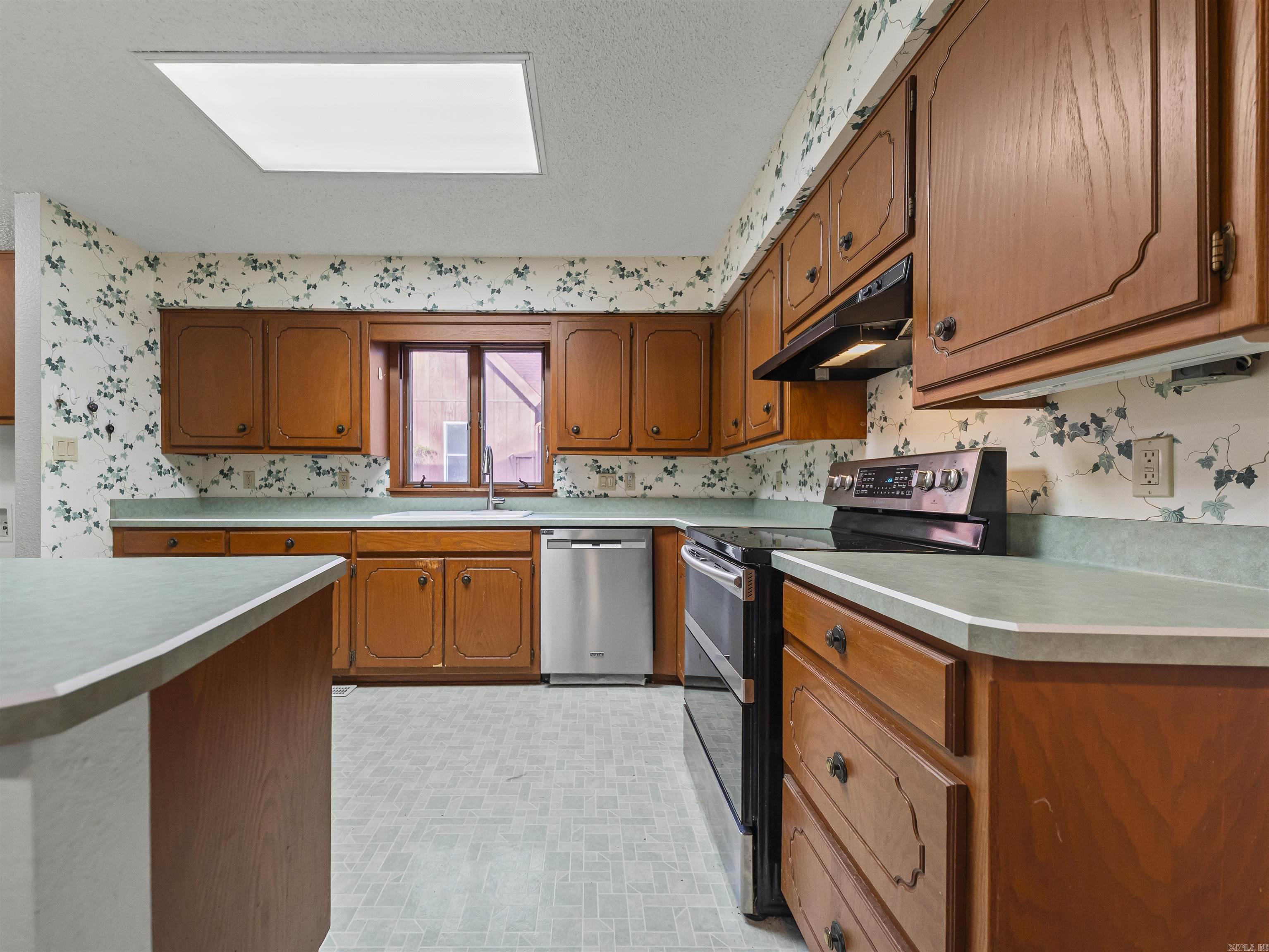 20 S Badalona  Hot Springs Village, AR