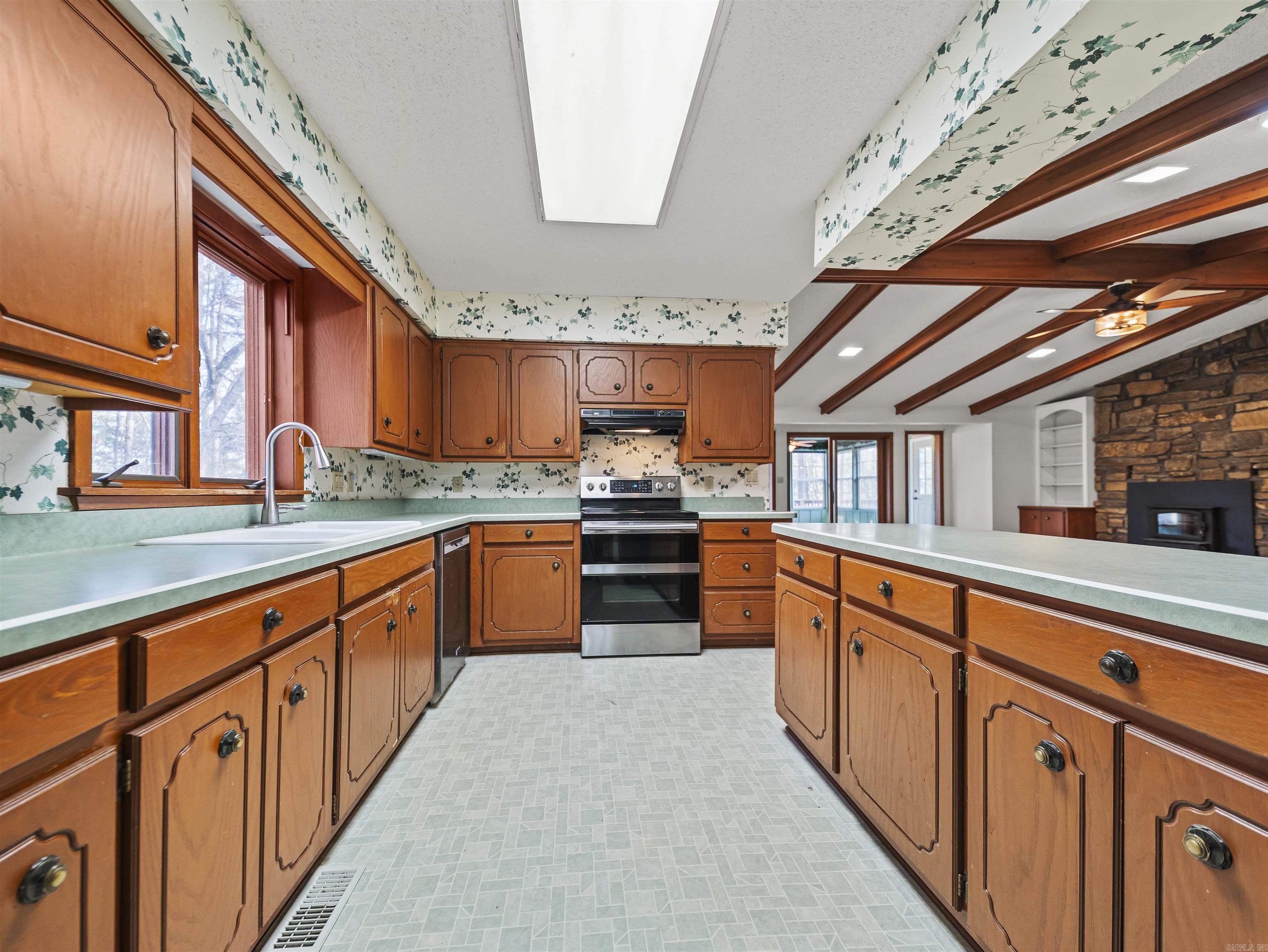 20 S Badalona  Hot Springs Village, AR