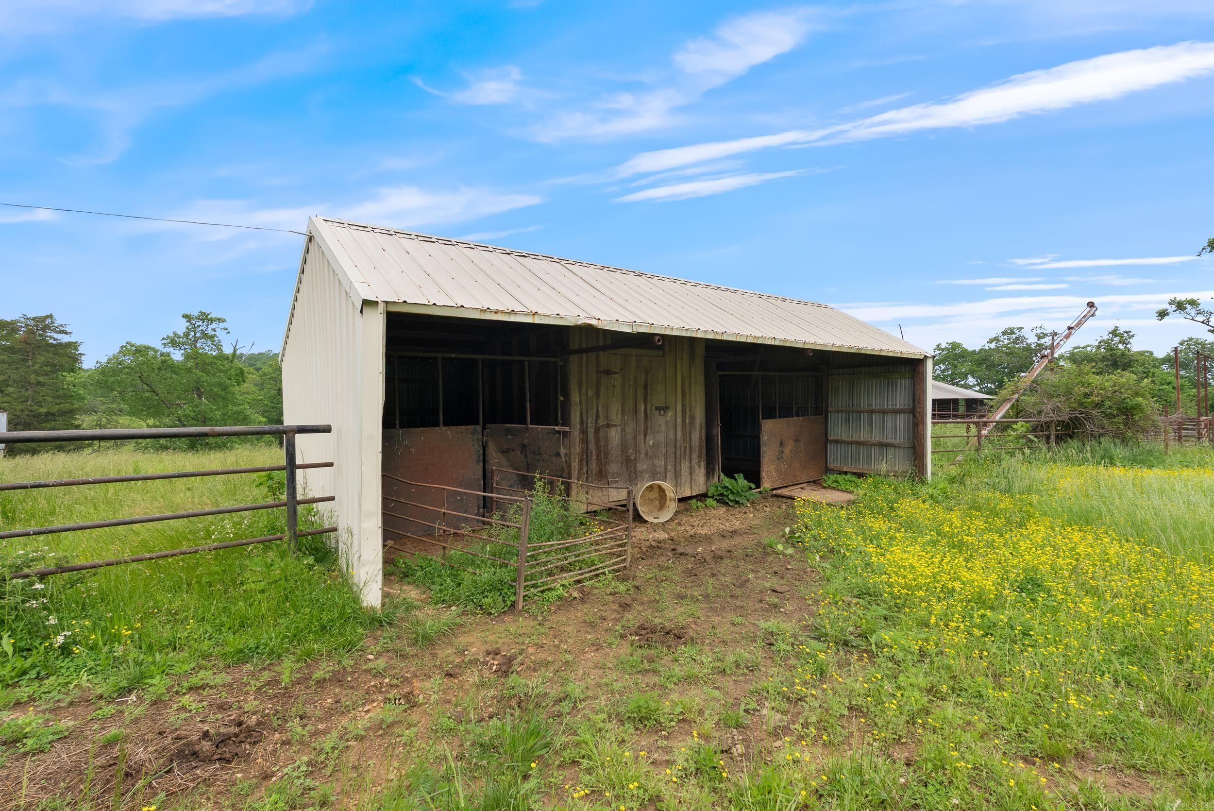 27912 W Highway 16  Jerusalem, AR