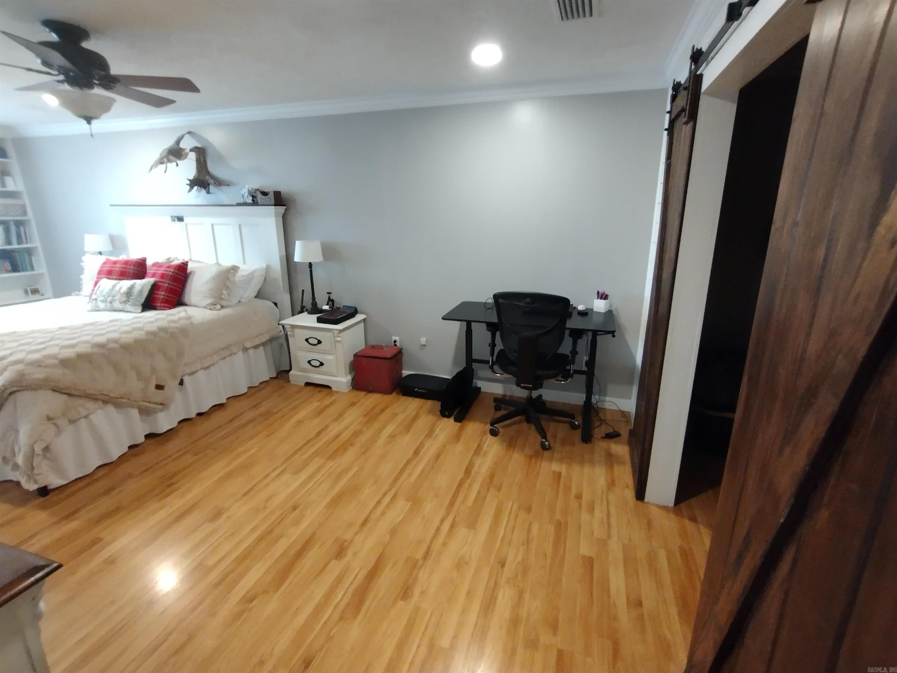 801 Clarence Street  Mountain View, AR