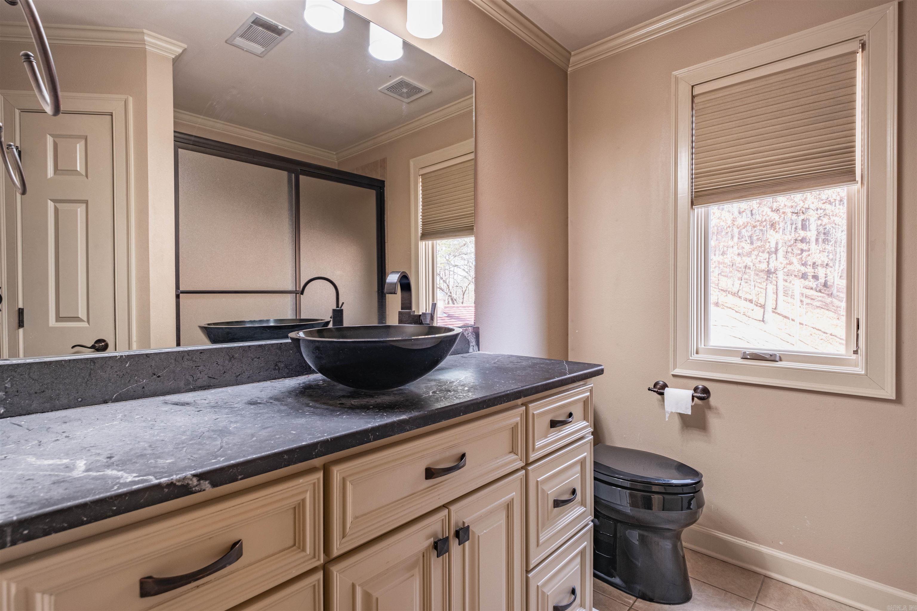 1725 Tally Ho  Little Rock, AR