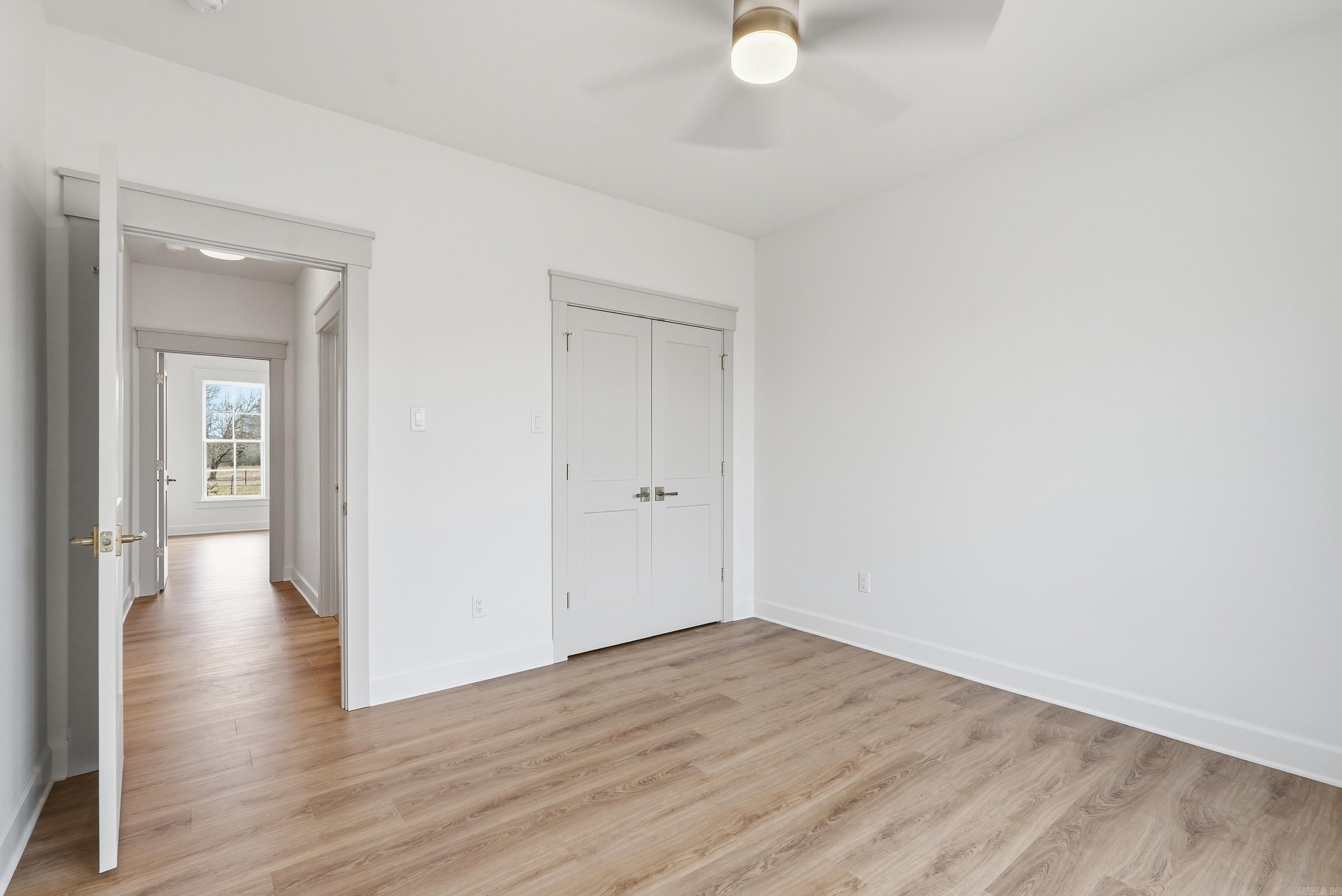 10 Dandelion  Greenbrier, AR