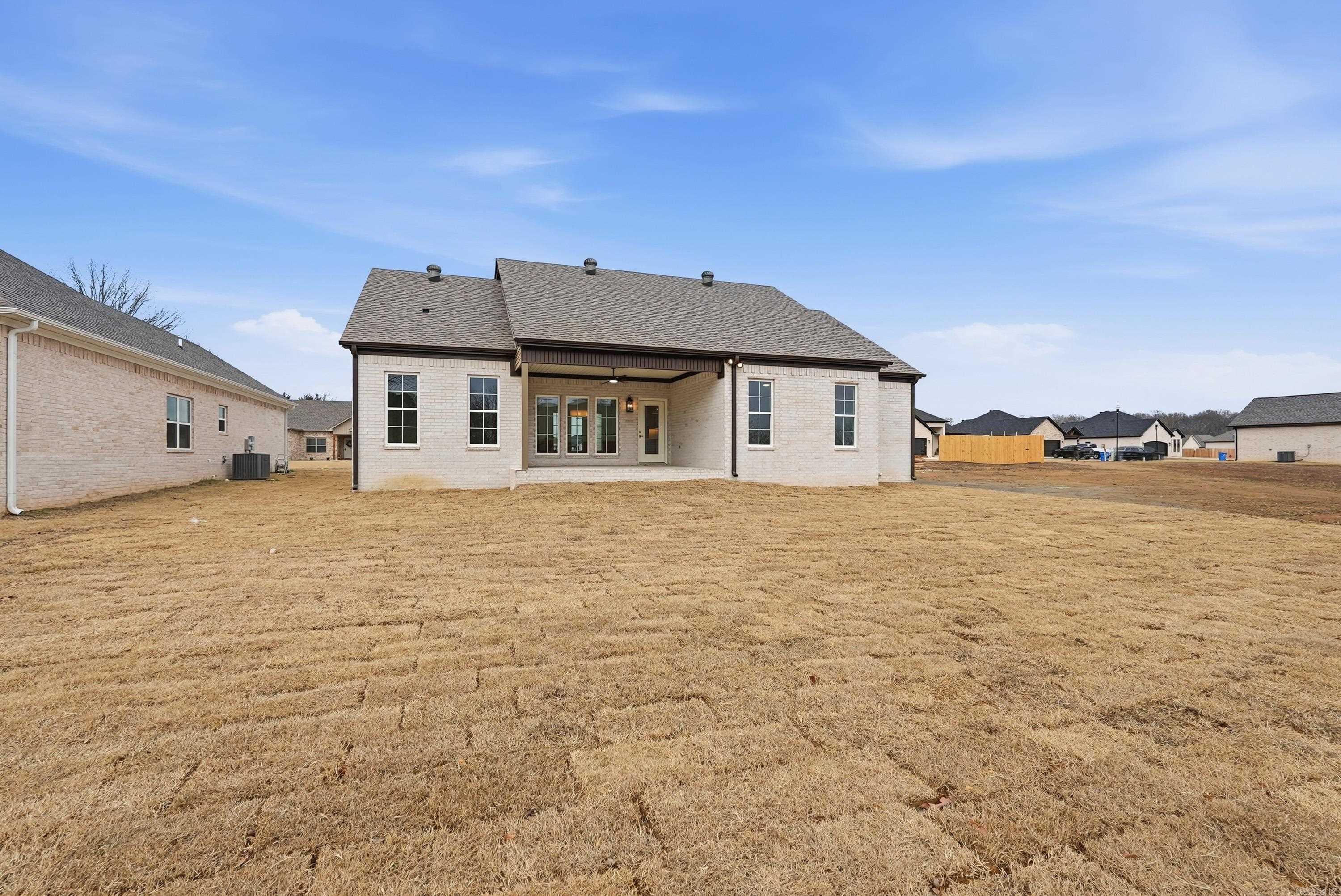 10 Dandelion  Greenbrier, AR