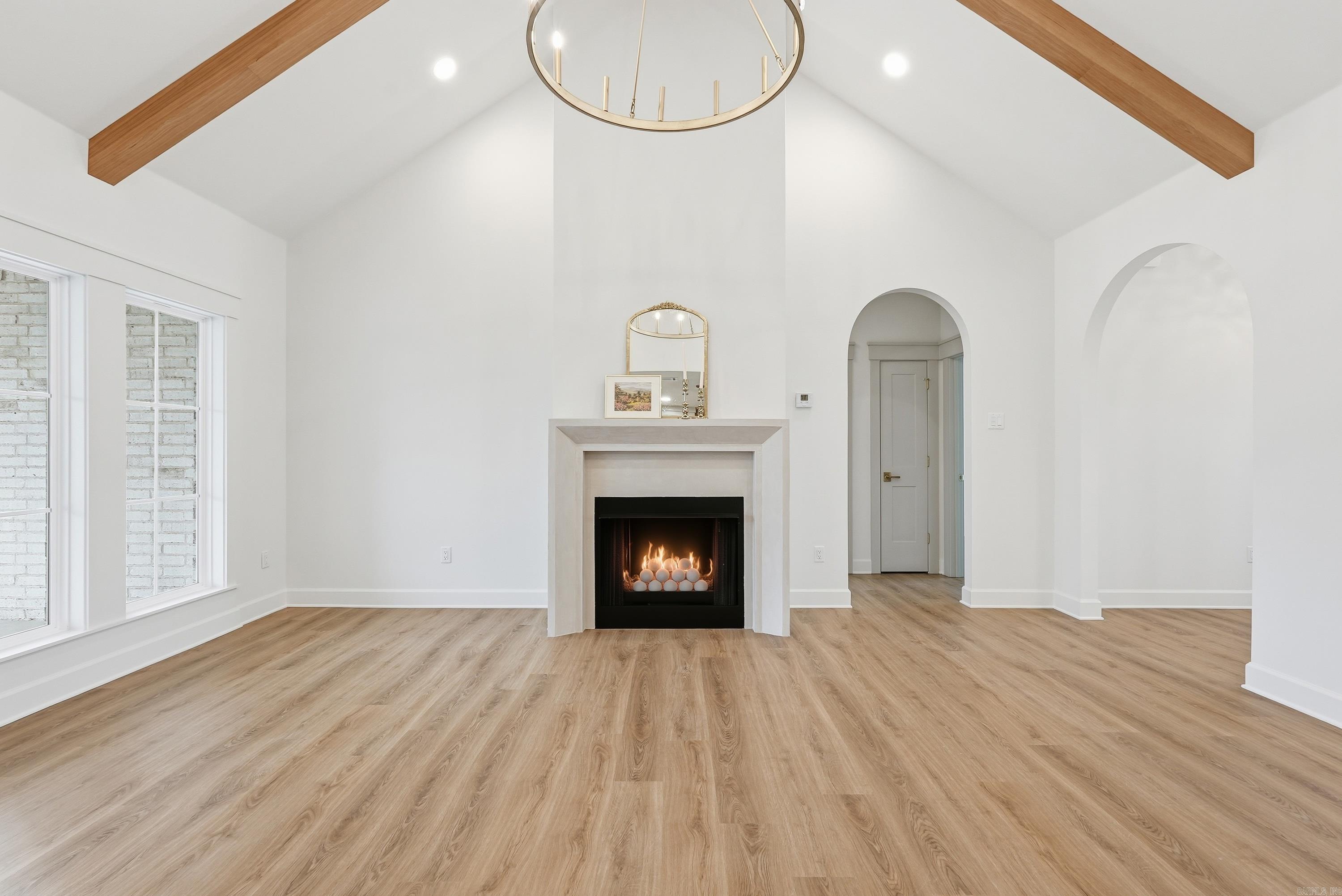 10 Dandelion  Greenbrier, AR