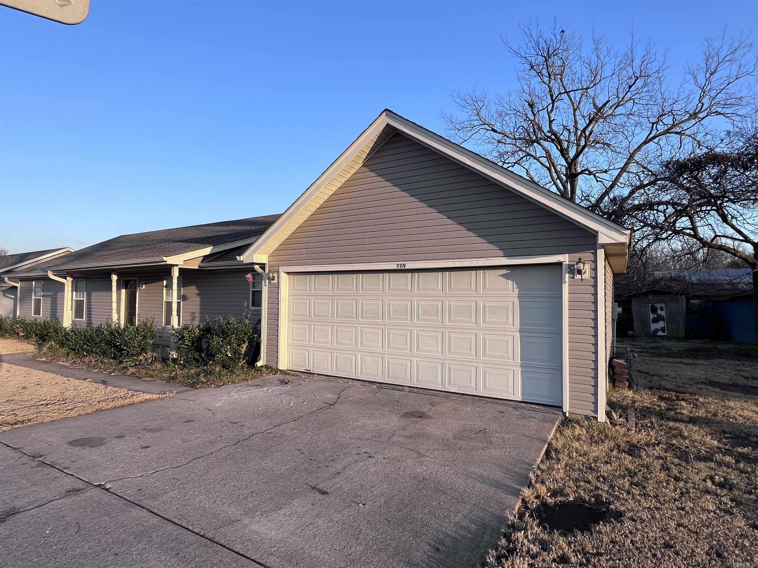 709 N 2nd  Cabot, AR