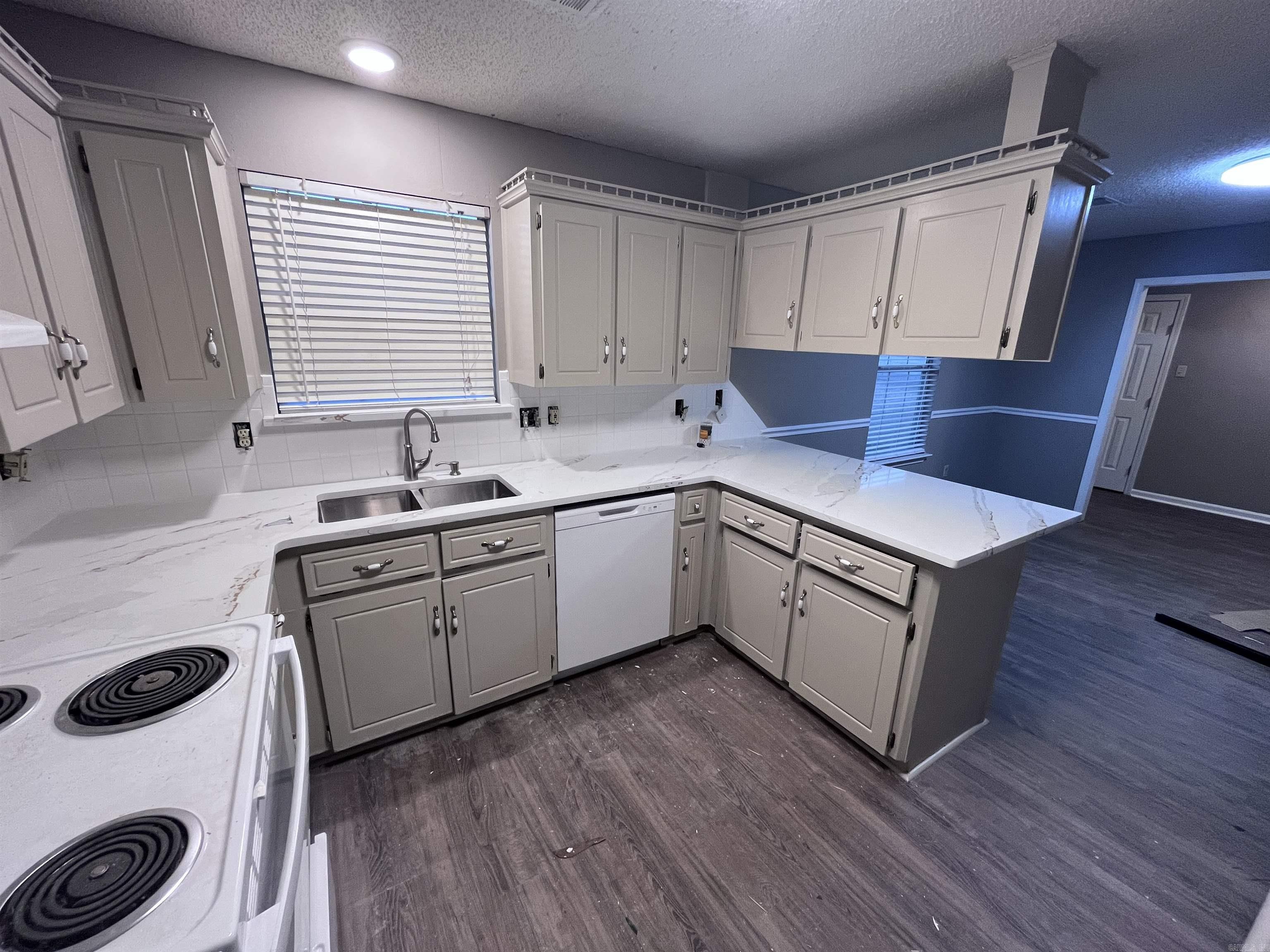 709 N 2nd  Cabot, AR