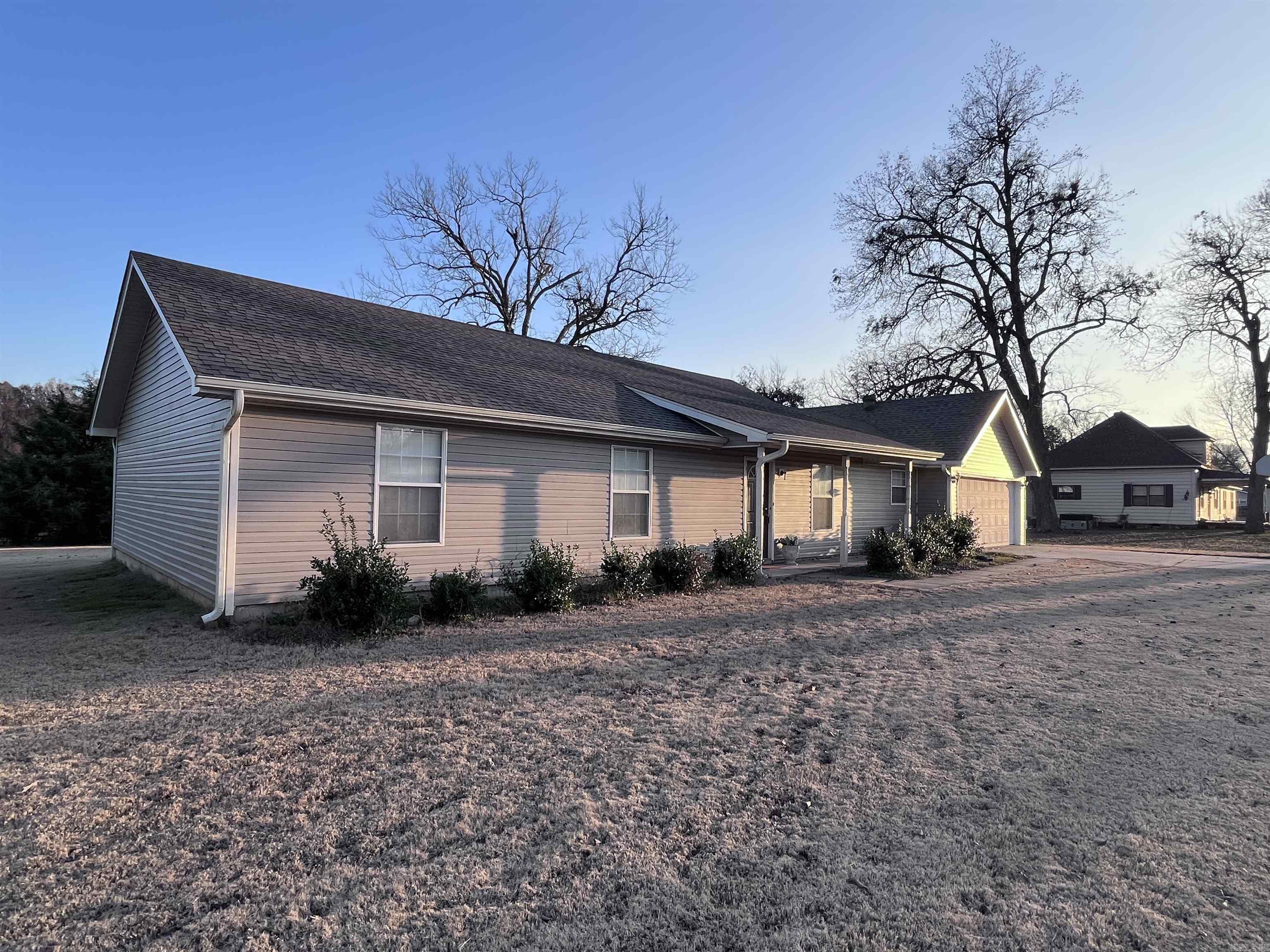 709 N 2nd  Cabot, AR