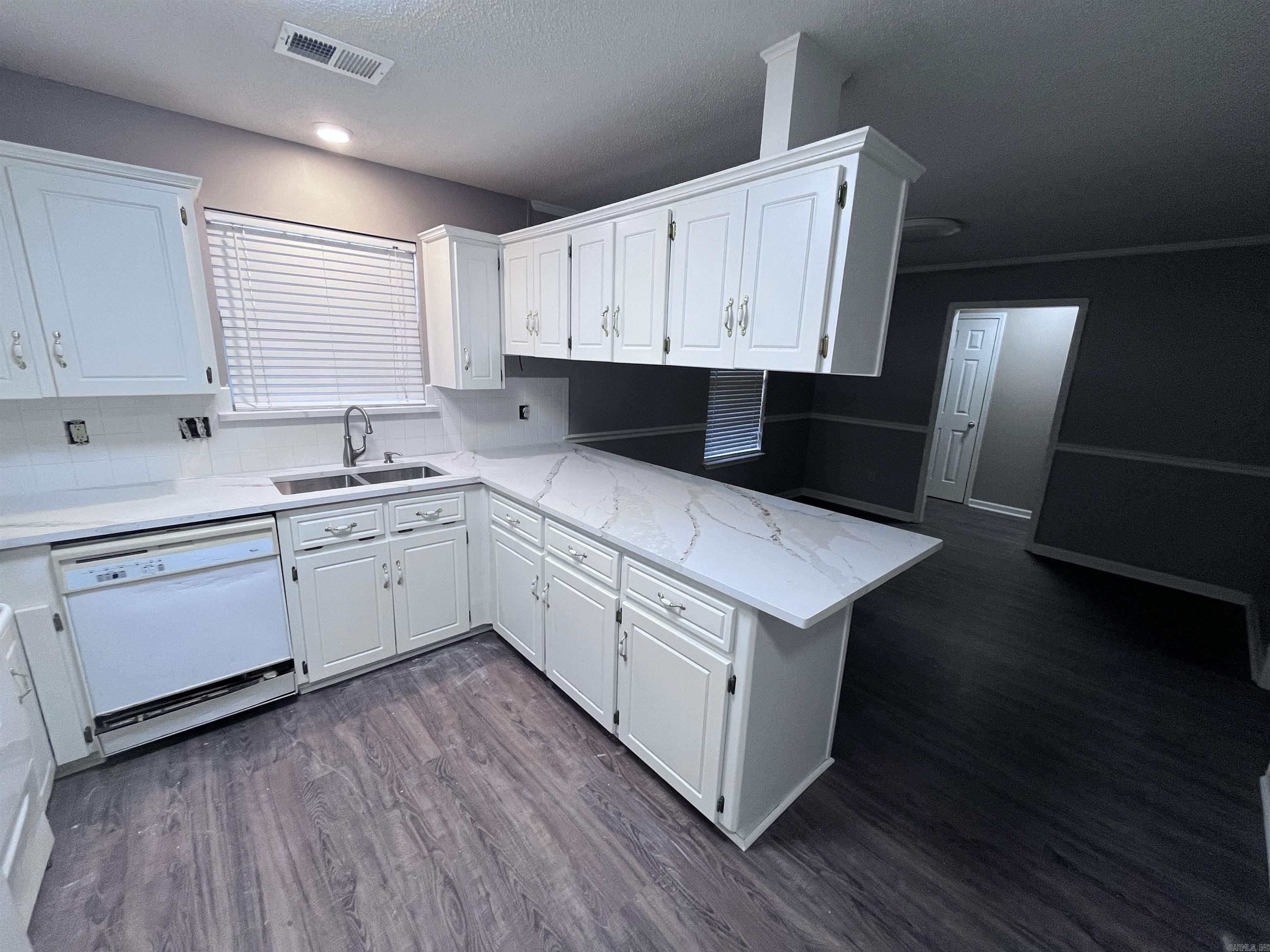 711 N 2nd  Cabot, AR