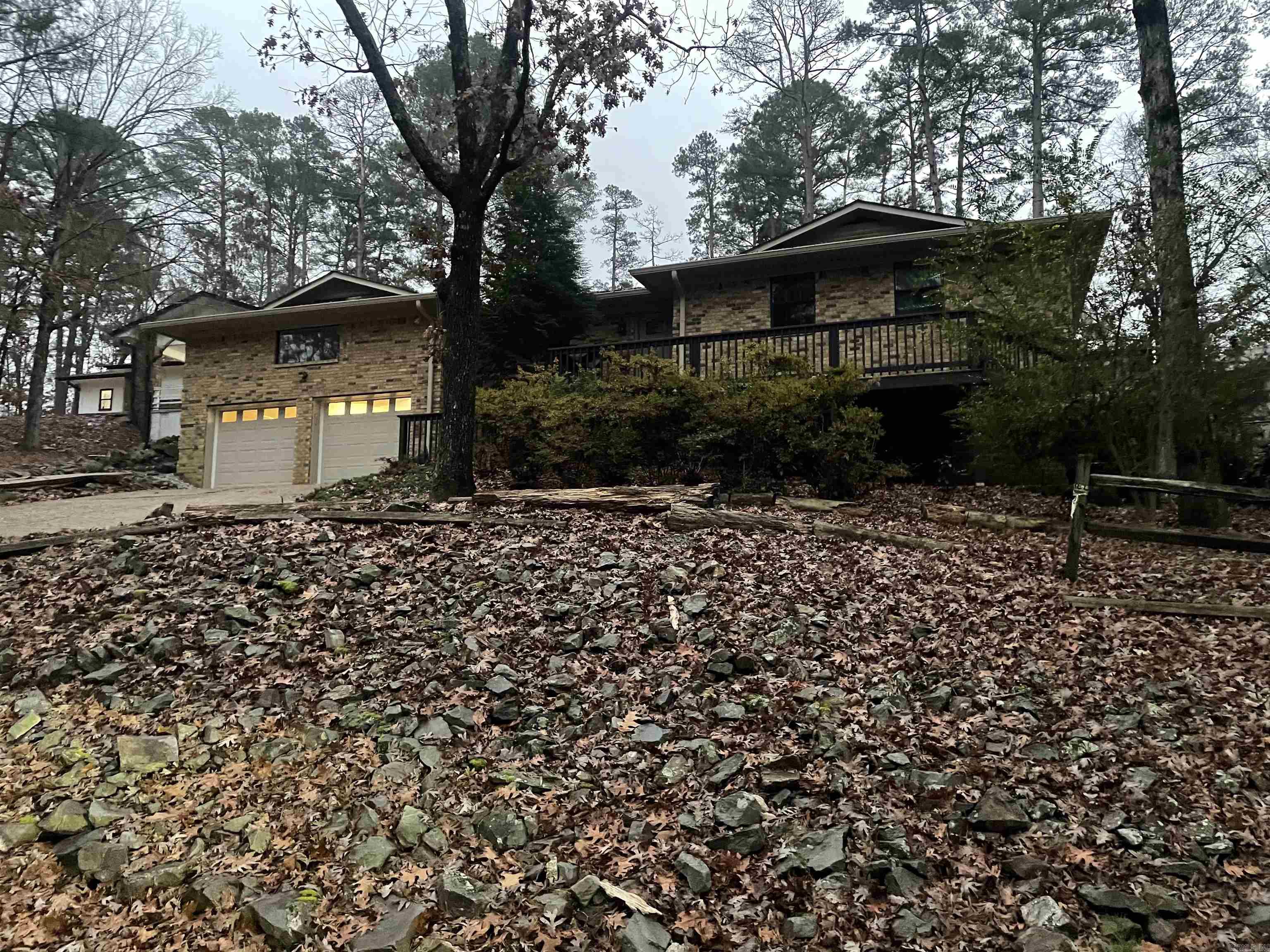 13 W Villena Drive Hot Springs Village, AR 71909