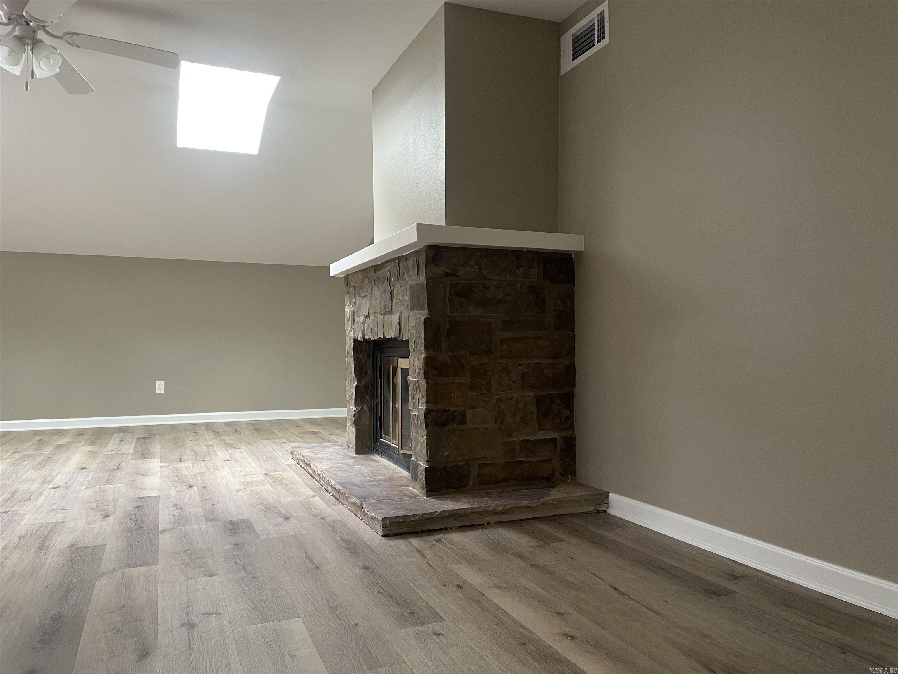 13 W Villena Drive Hot Springs Village, AR 71909