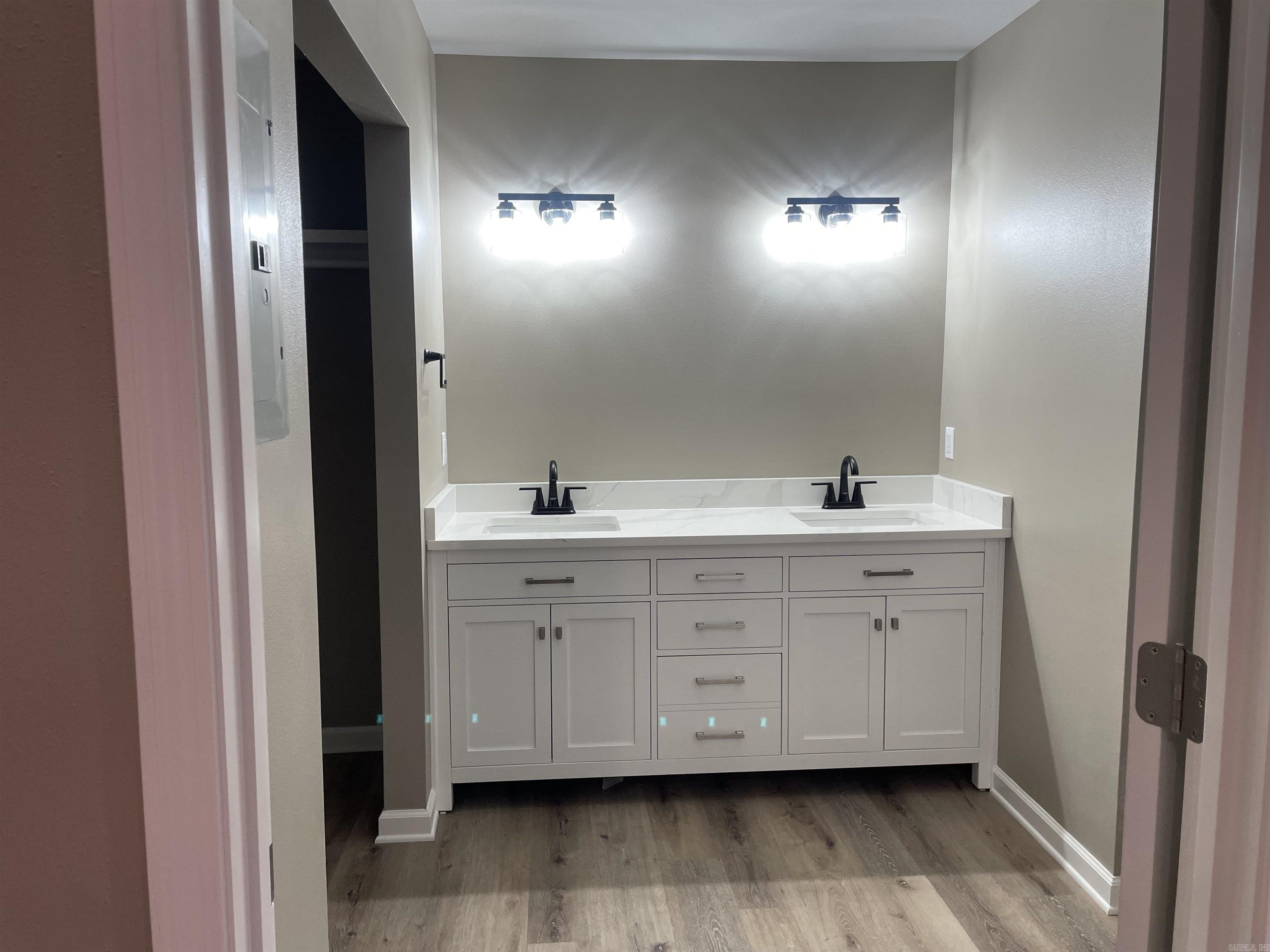 13 W Villena Drive Hot Springs Village, AR 71909