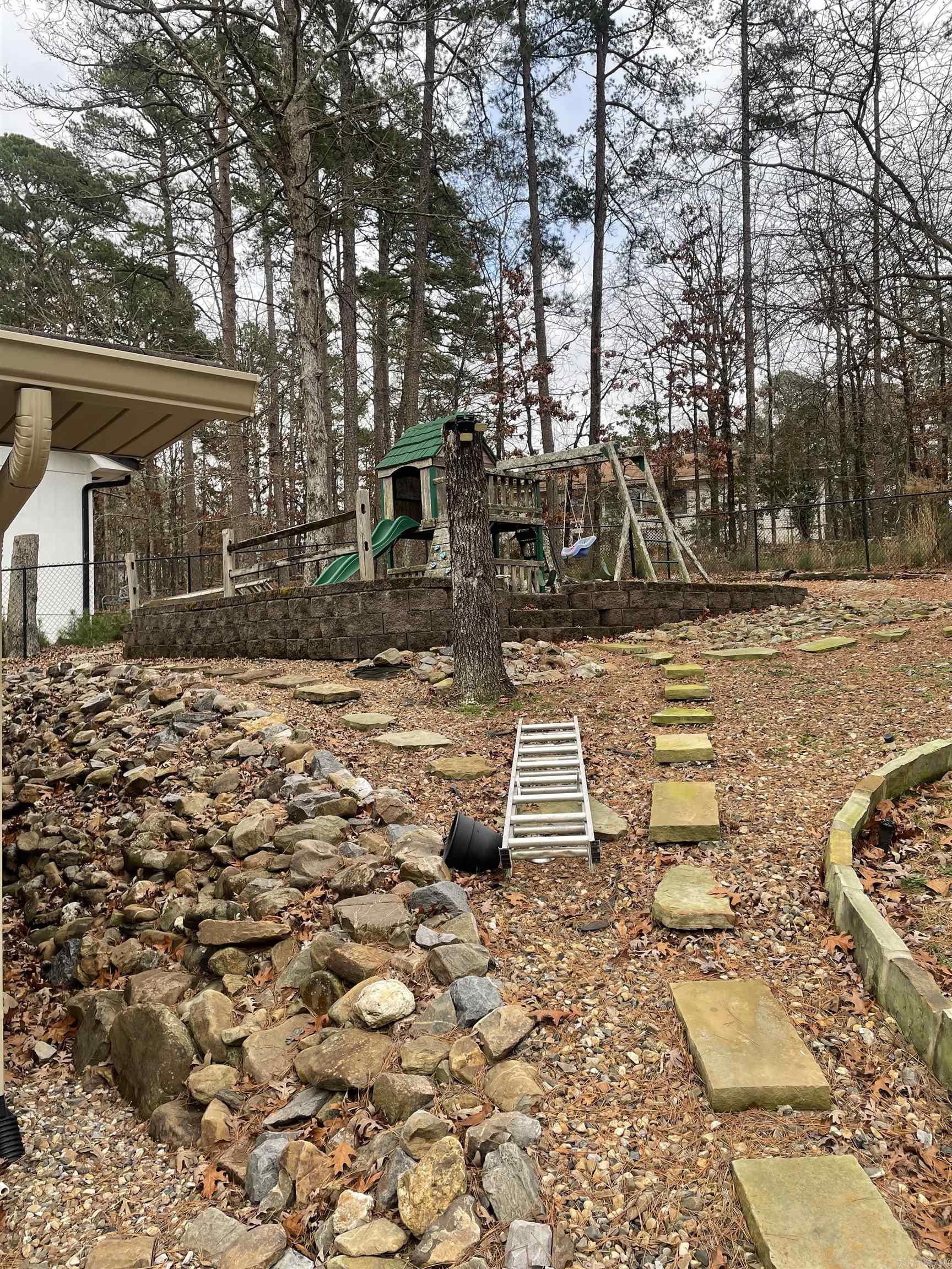 13 W Villena Drive Hot Springs Village, AR 71909