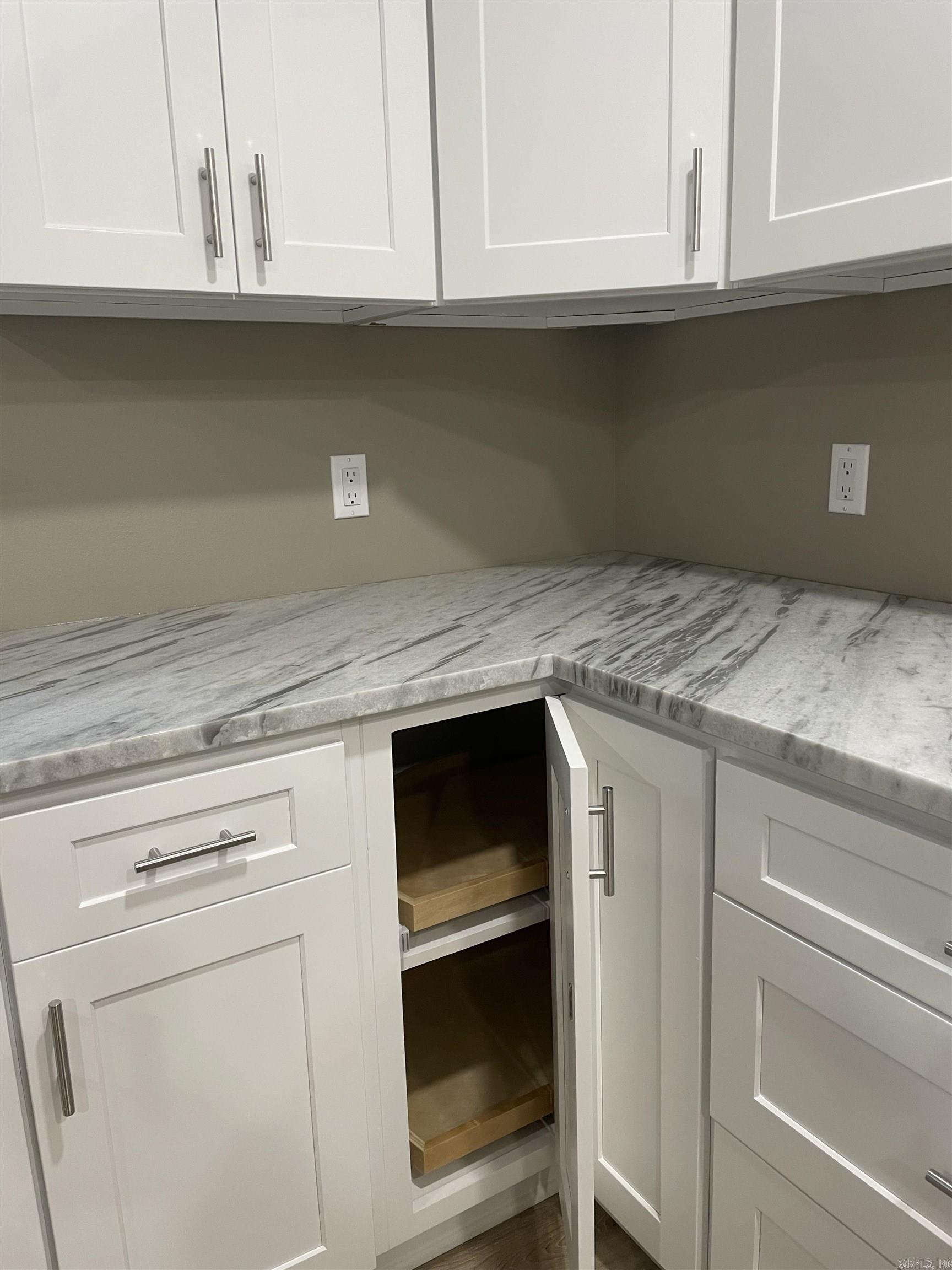 13 W Villena Drive Hot Springs Village, AR 71909