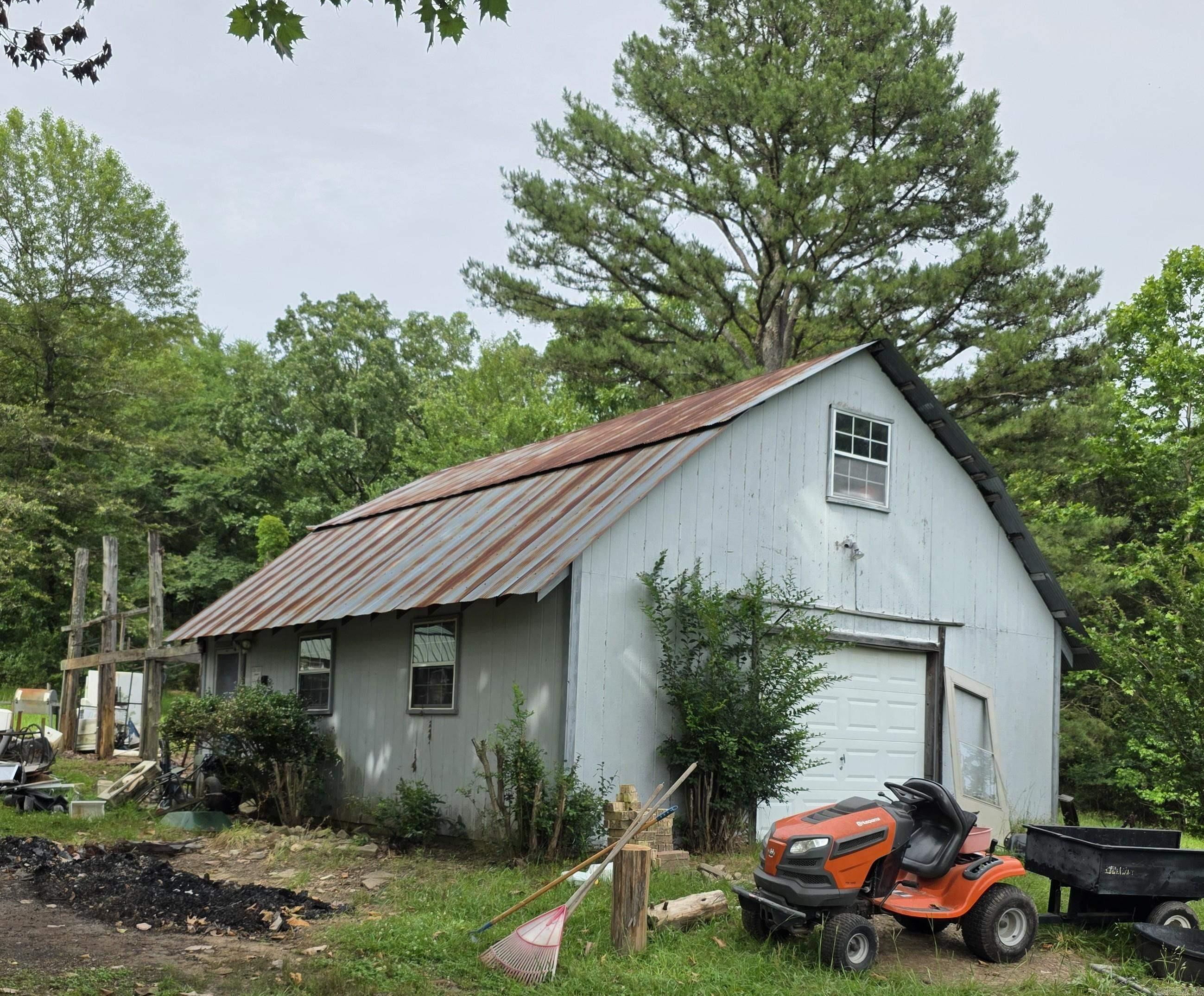 487 Polk Road 34  Hatfield, AR