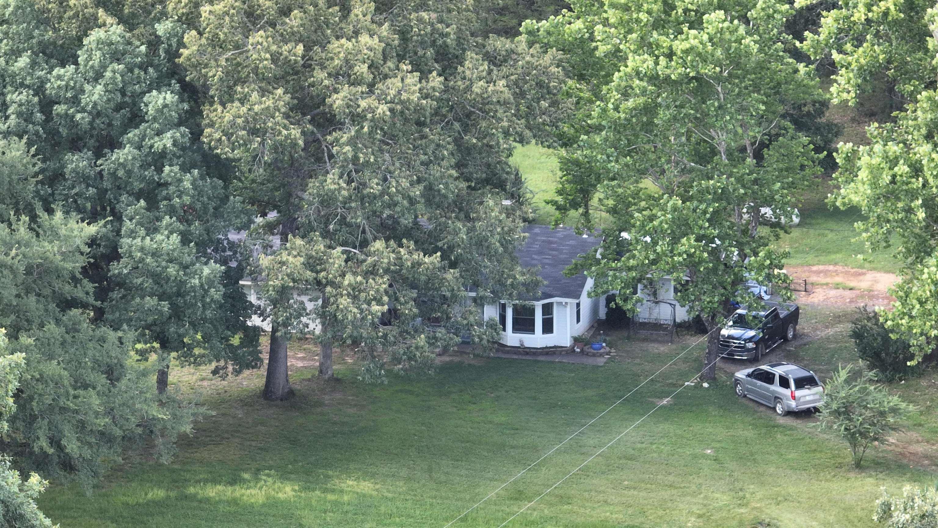 487 Polk Road 34  Hatfield, AR