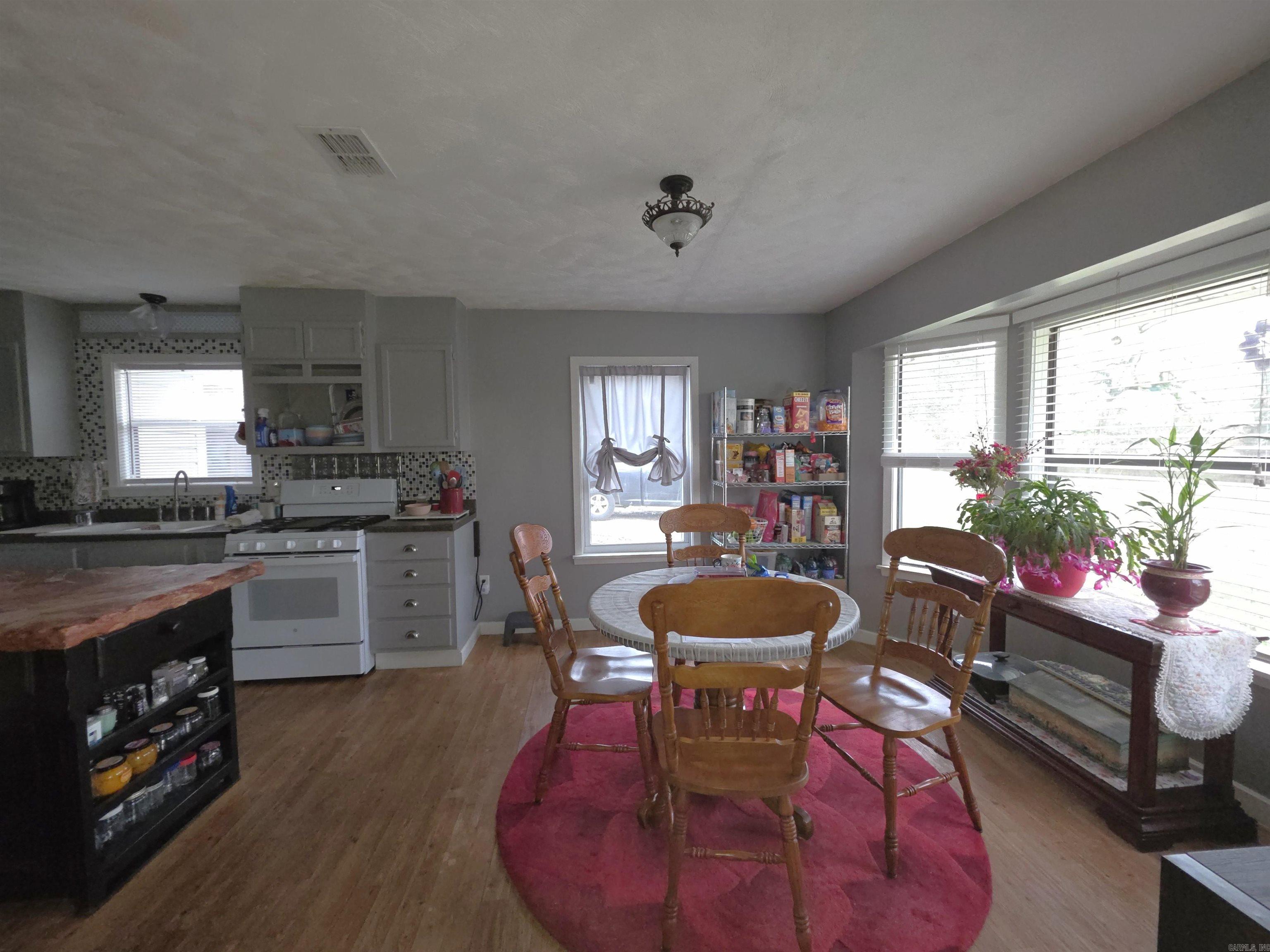 487 Polk Road 34 Hatfield, AR 71945