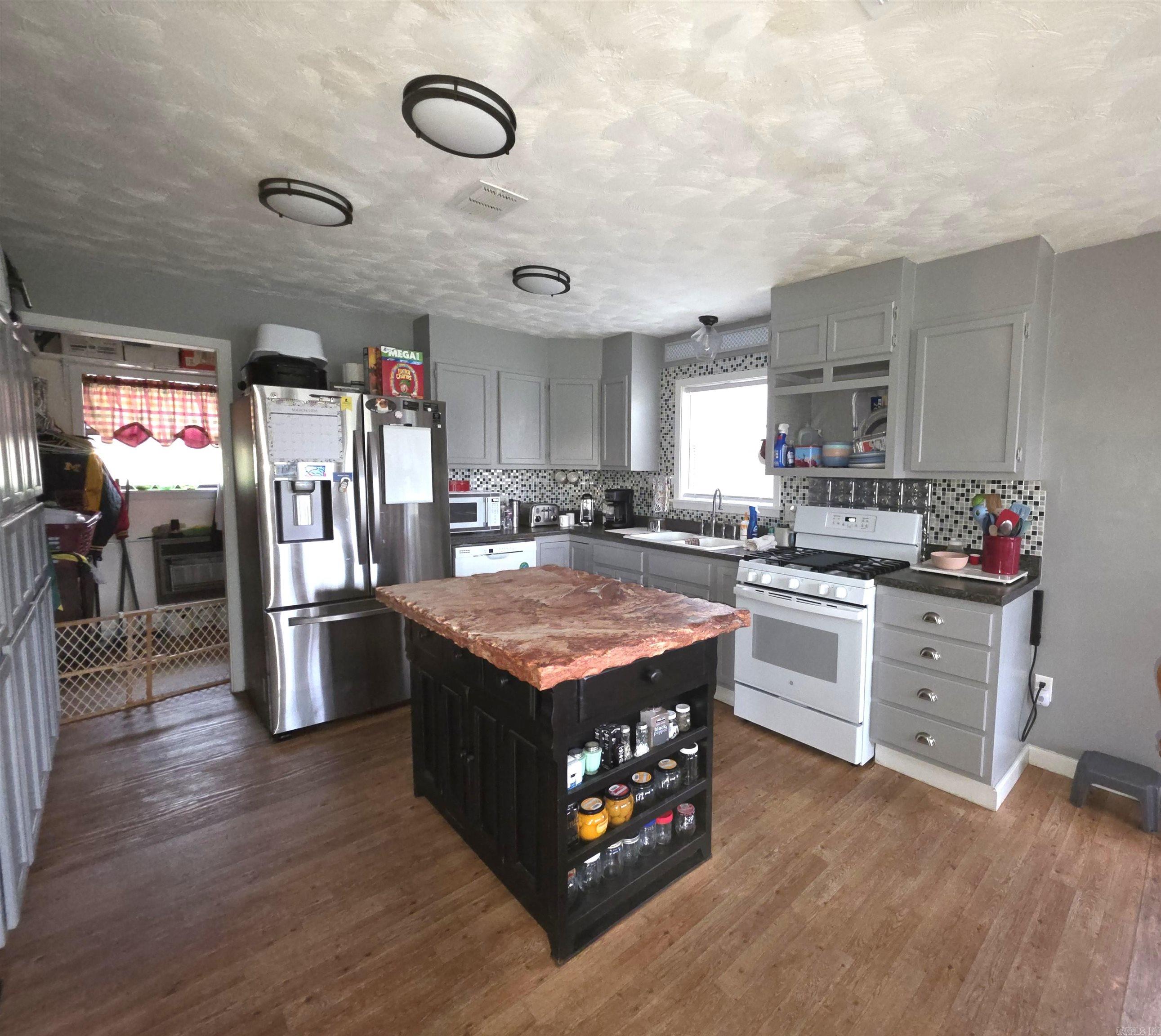 487 Polk Road 34 Hatfield, AR 71945