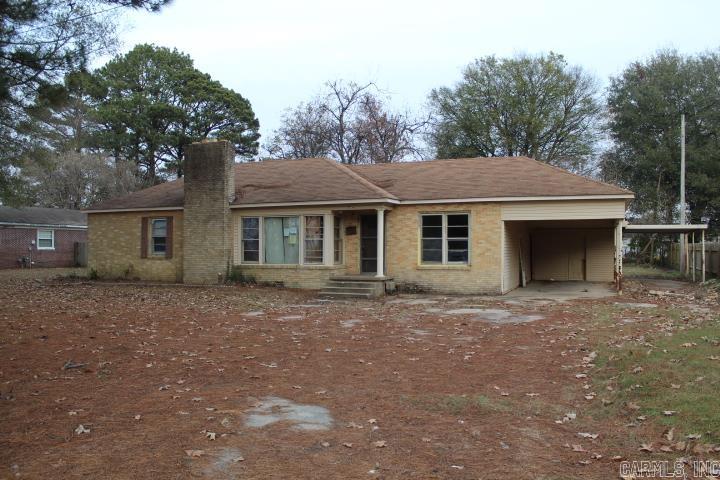 504 NE 3rd  England, AR