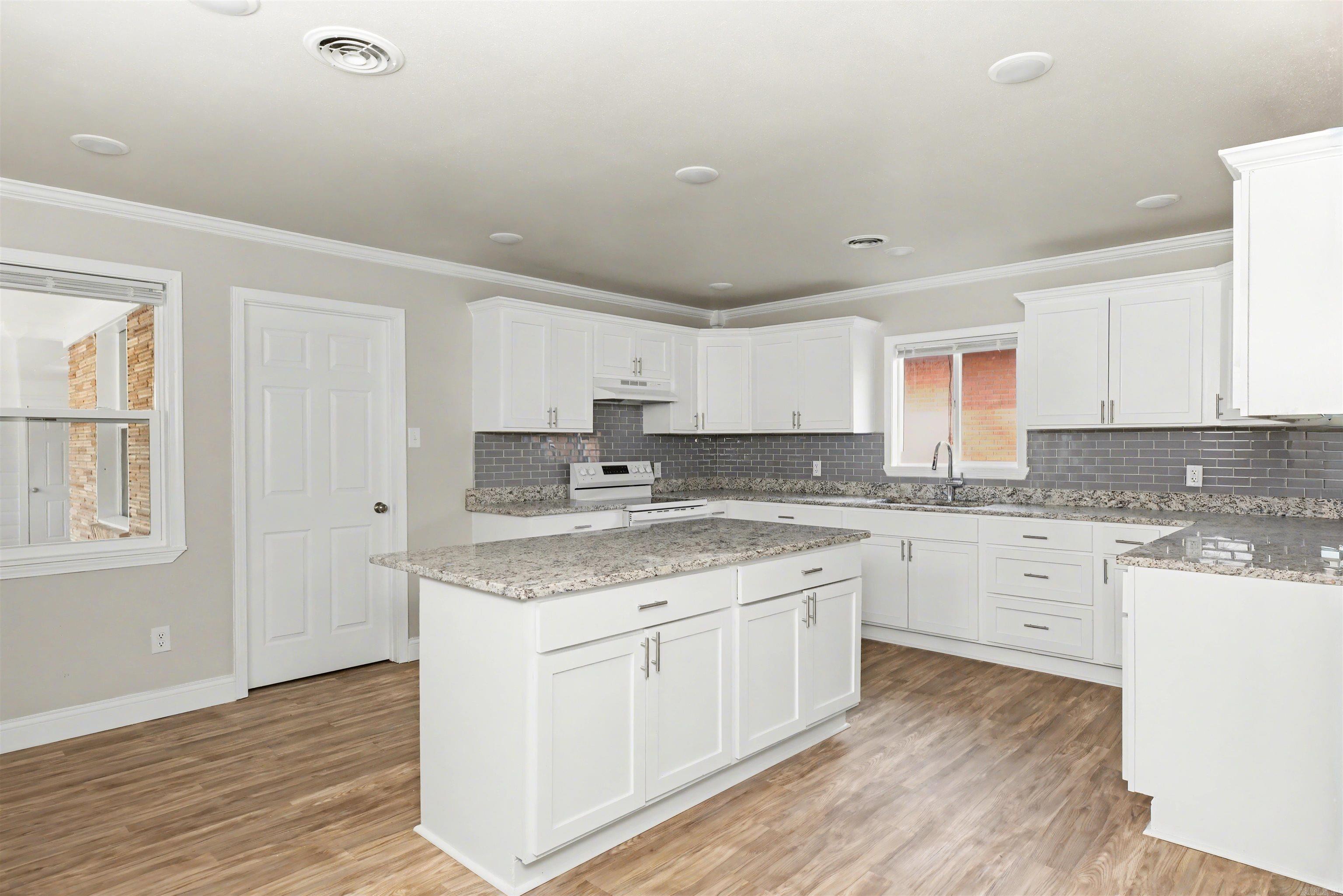 2206 36 Pine Bluff, AR 71603-9999