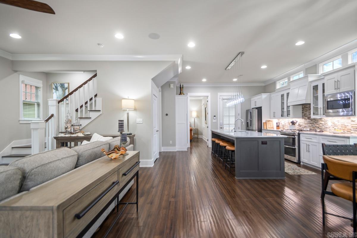 865 Burrow  Conway, AR