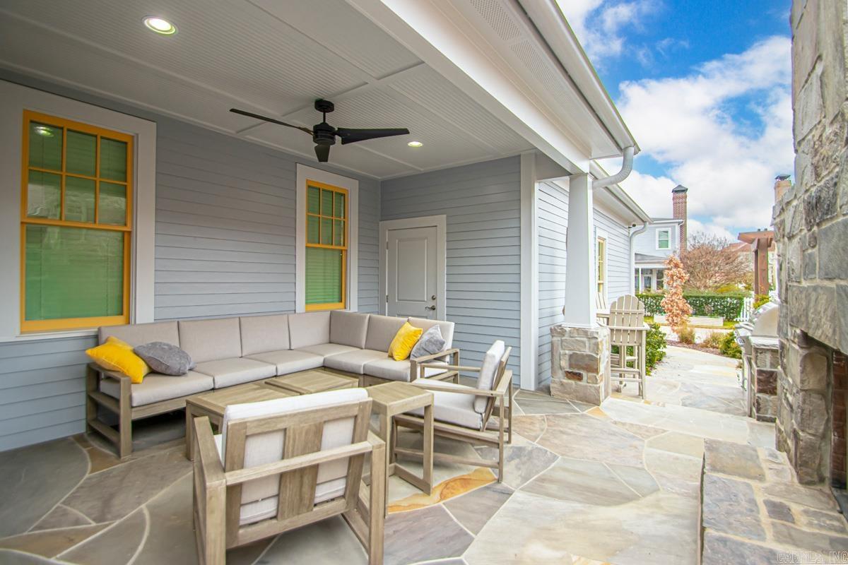 865 Burrow  Conway, AR