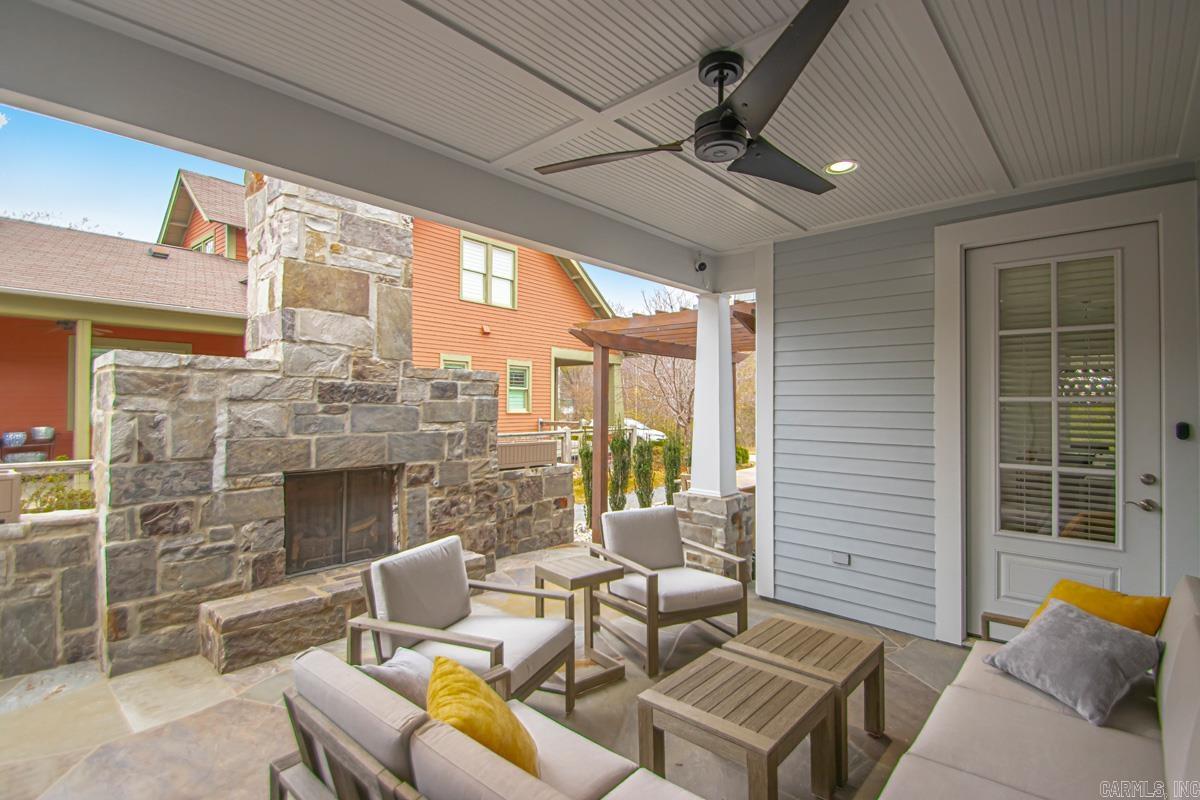 865 Burrow  Conway, AR