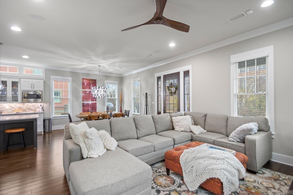 865 Burrow  Conway, AR