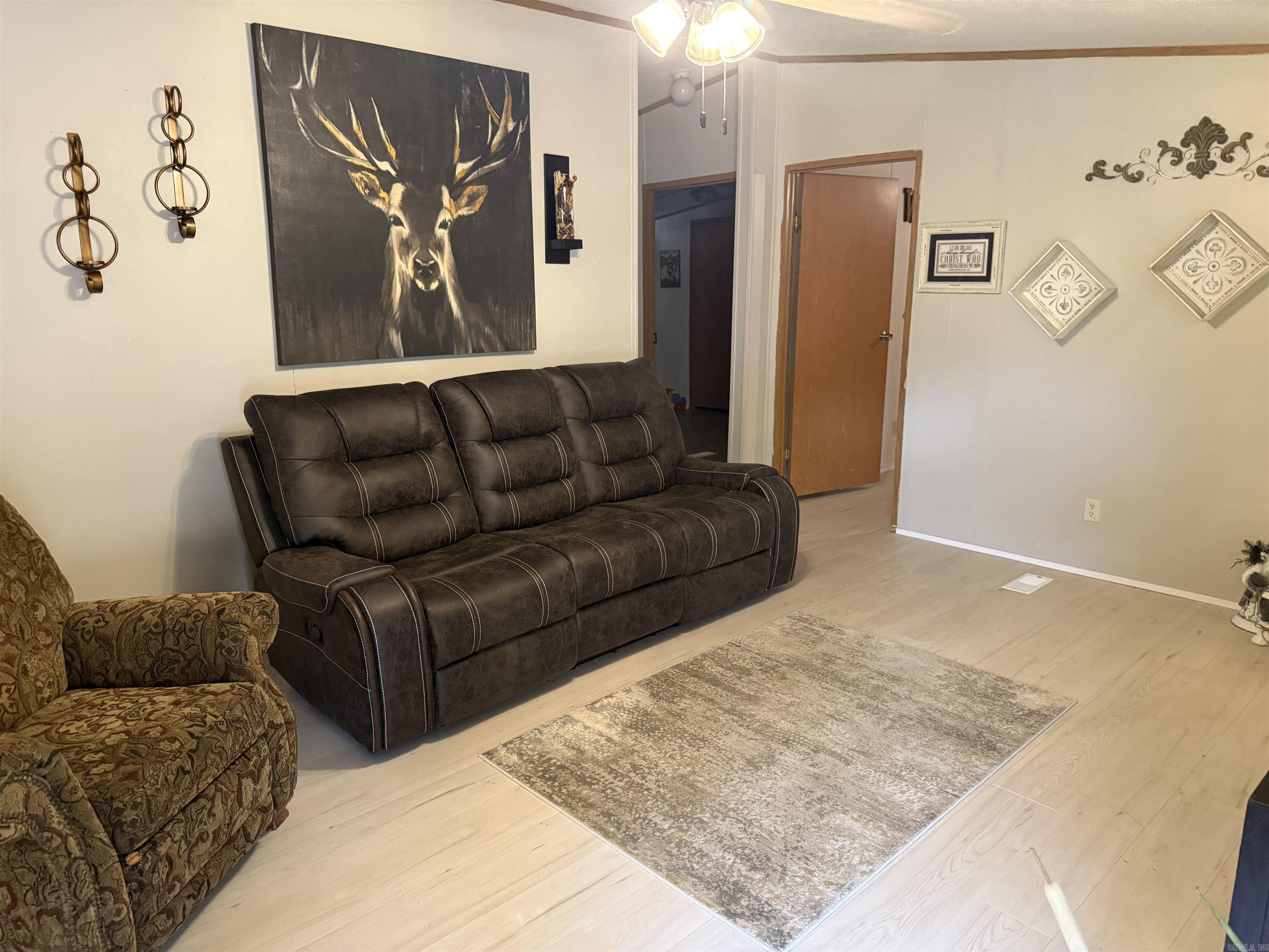 21 Songbird  Pleasant Plains, AR