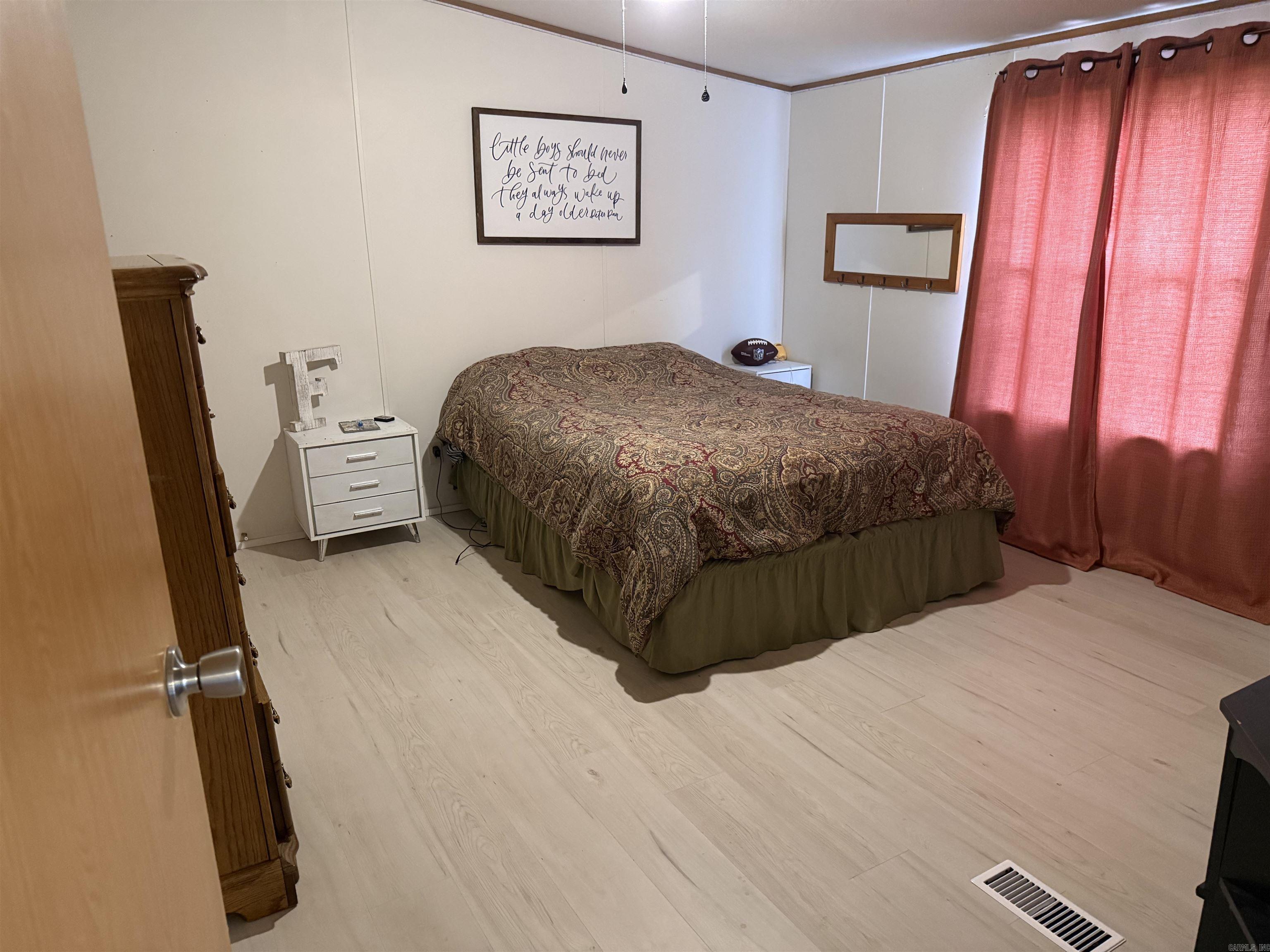 21 Songbird  Pleasant Plains, AR